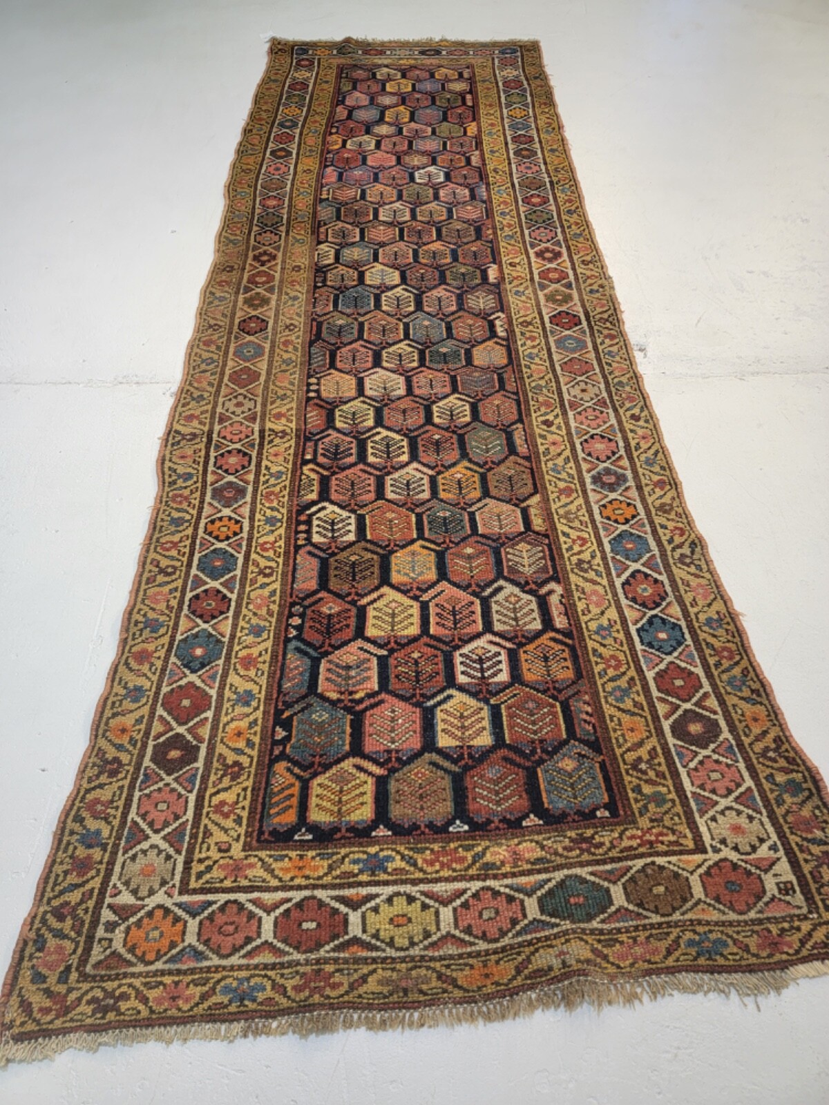 Antique Oriental Hand-Knotted Wool Runner Collectible Kazak Paisley 3\'6\