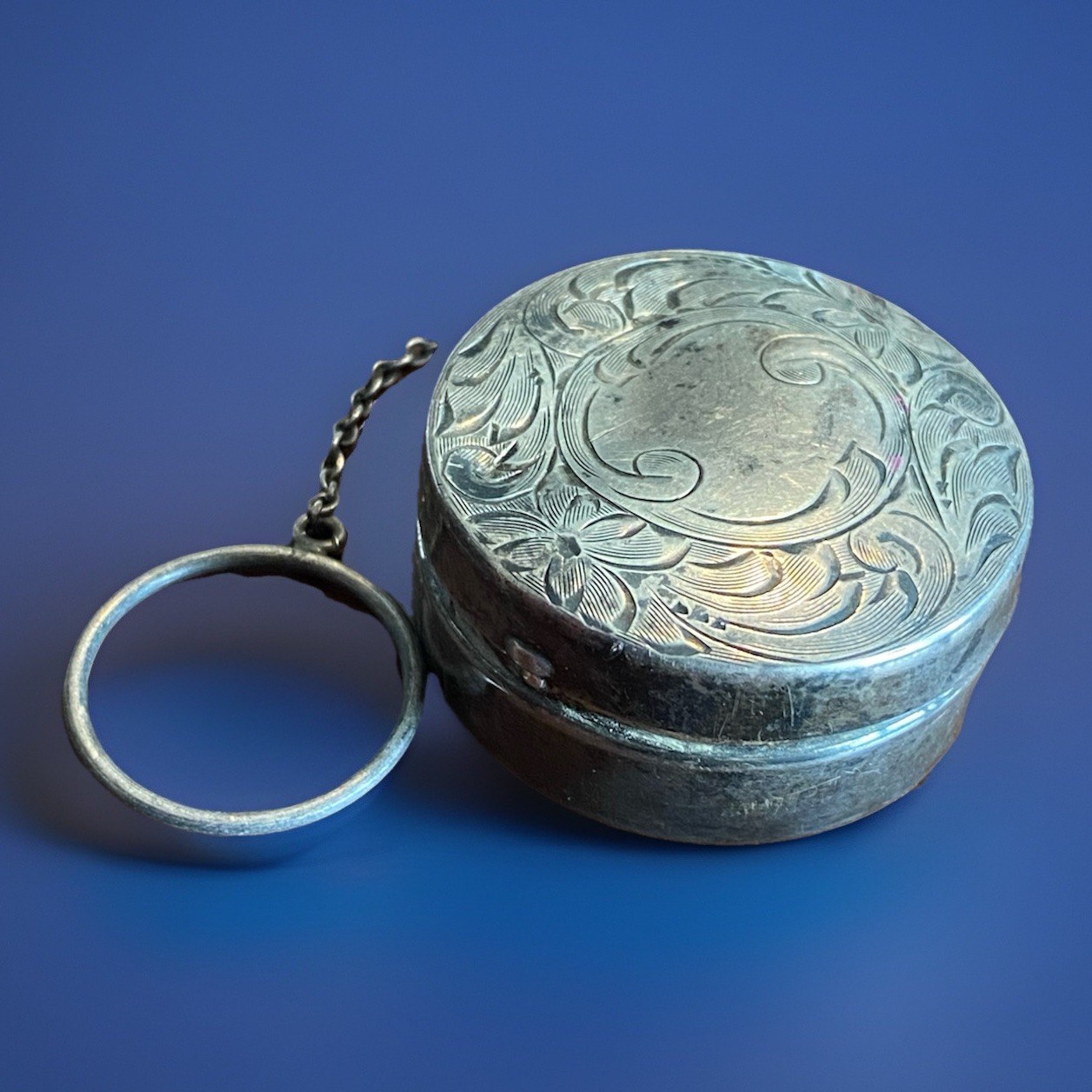 Antique 1800s Powder Box Sterling Silver Mirror 19.05g Floral Engraving Grandmas