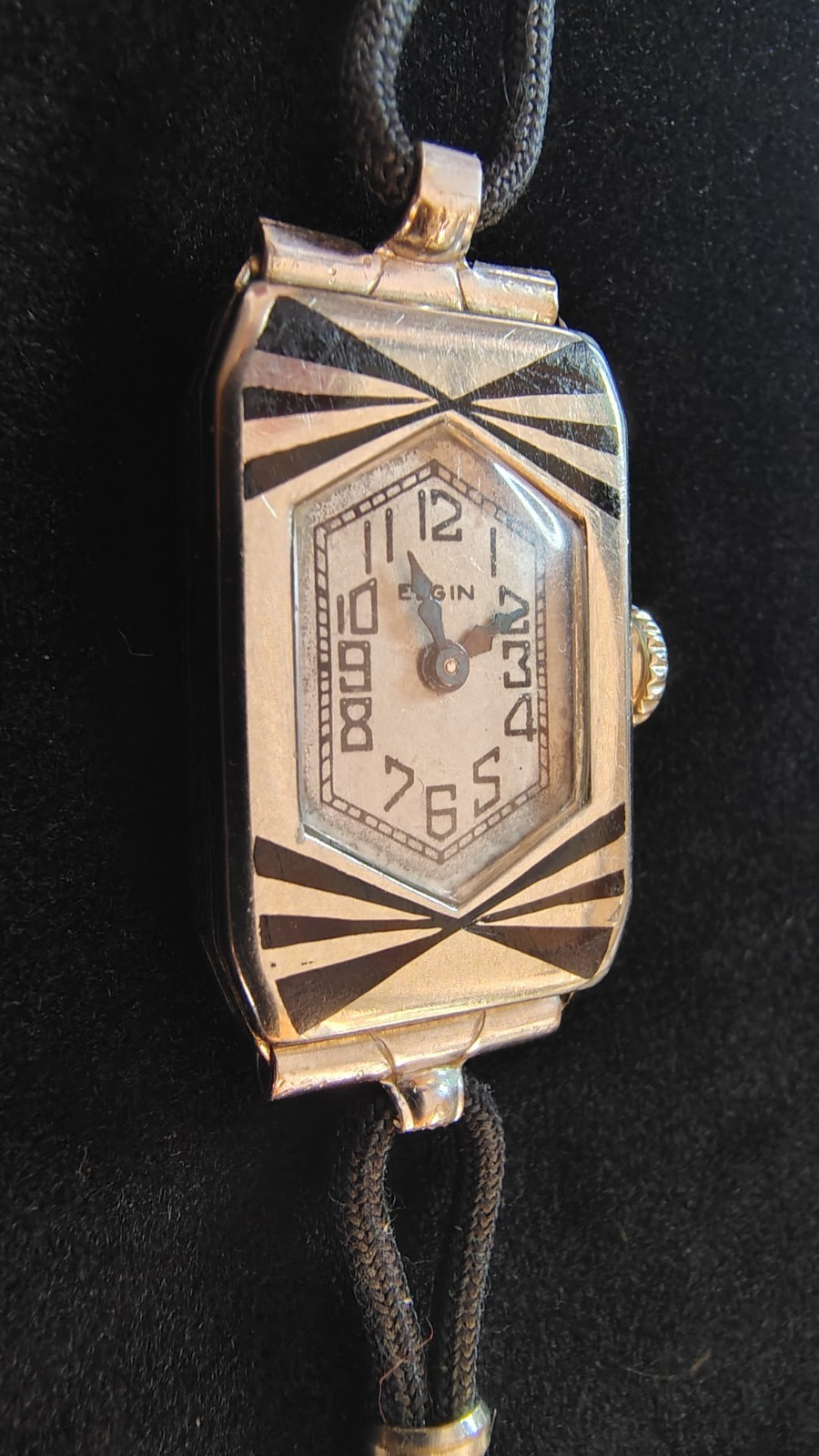Vintage 1933 Elgin Parisienne, art deco, inlaid enamel case, sunburst trim Vintage 1933 Elgin Parisienne, art deco, inlaid enamel case, sunburst trim
