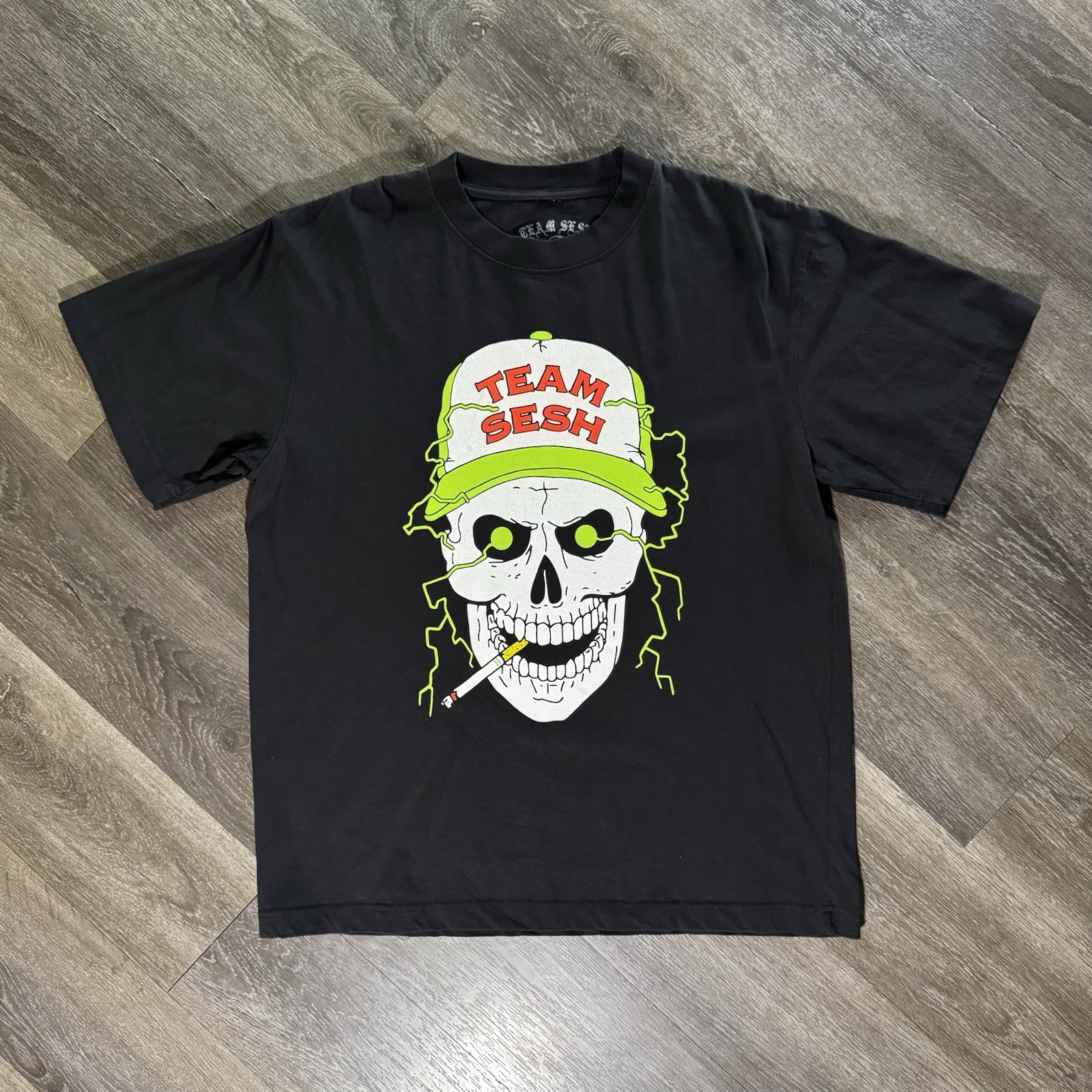 TeamSESH BONES Tour 2025 Double Sided T-Shirt M Skull Graphic Rare Streetwear TeamSESH BONES Tour 2025 Double Sided T-Shirt M Skull Graphic Rare Streetwear