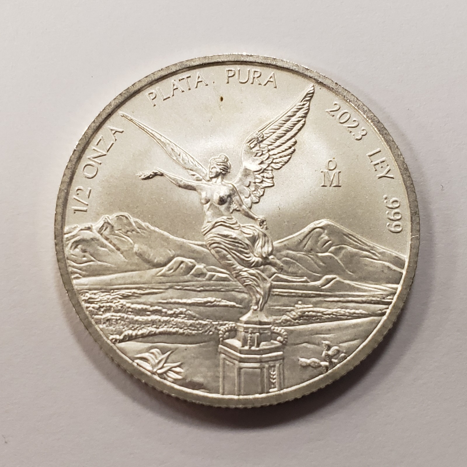 2023 Mo Mexico Libertad Onza 1/2 oz .999 Silver BU - SKU-U2886