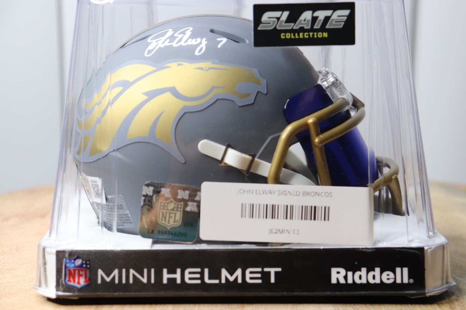 Broncos John Elway Authentic Auto Slate Speed Mini Helmet Beckett BAS w/visor Broncos John Elway Authentic Auto Slate Speed Mini Helmet Beckett BAS w/visor