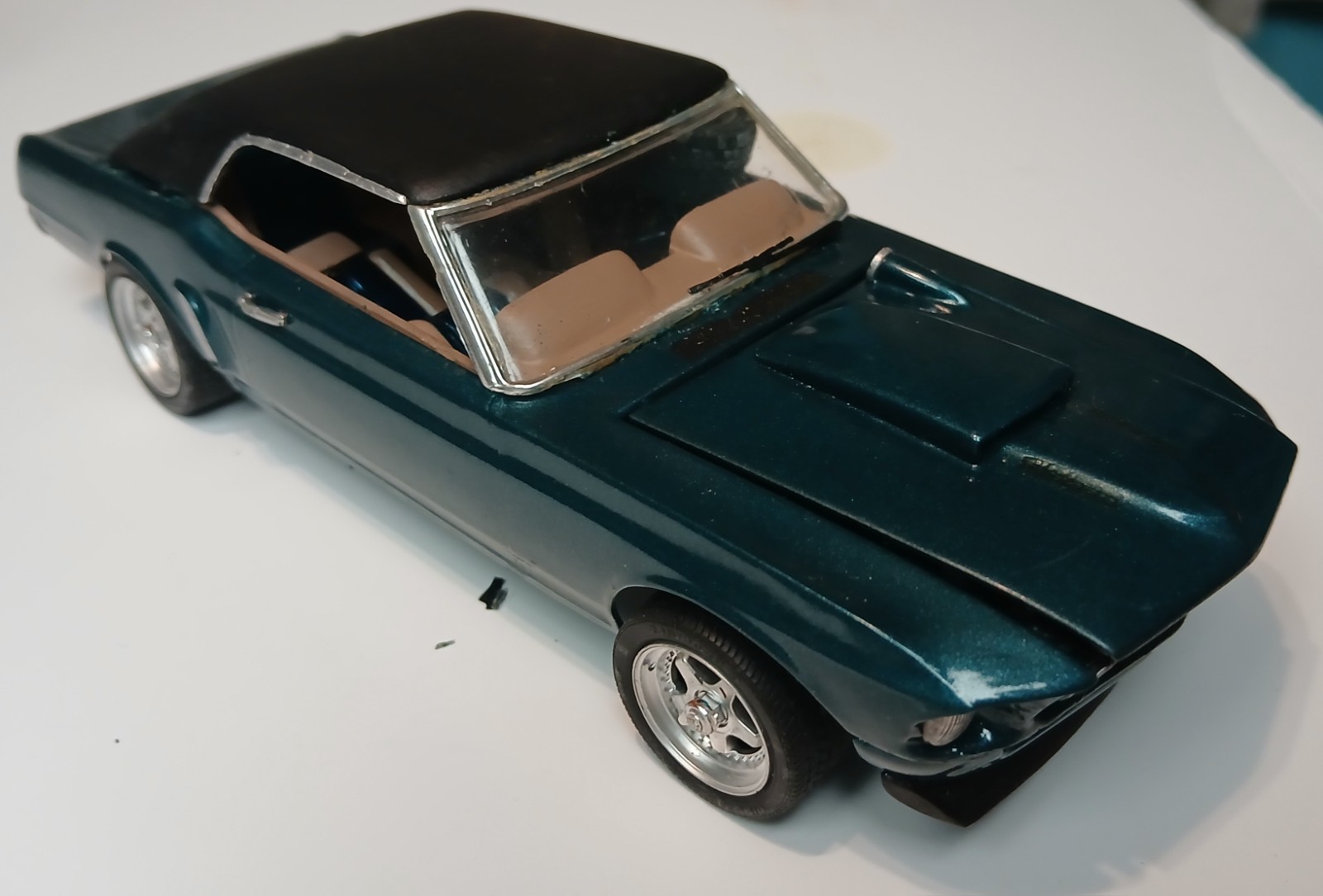 Revell \'69 Mustang Convertible Hardtop Coupe Plastc Model Car  1/25  1969