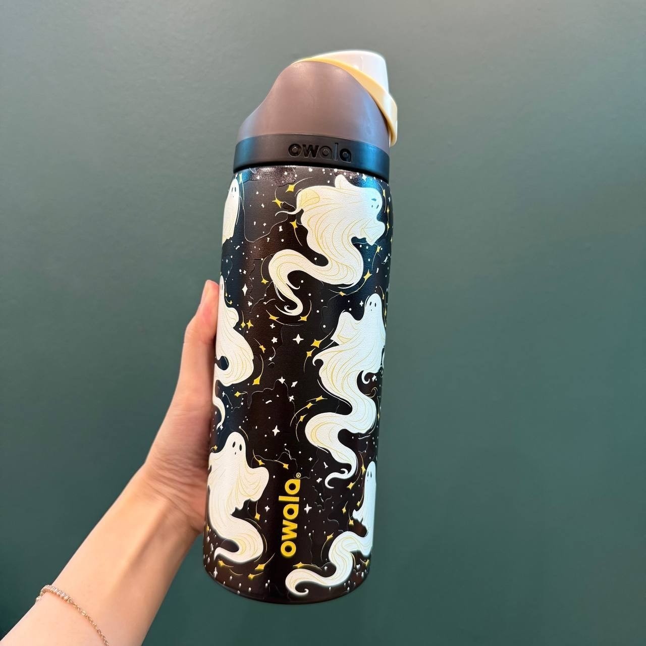 Owala Spooky Social 24/32oz Freesip Stainless Steel Water Bottle Halloween