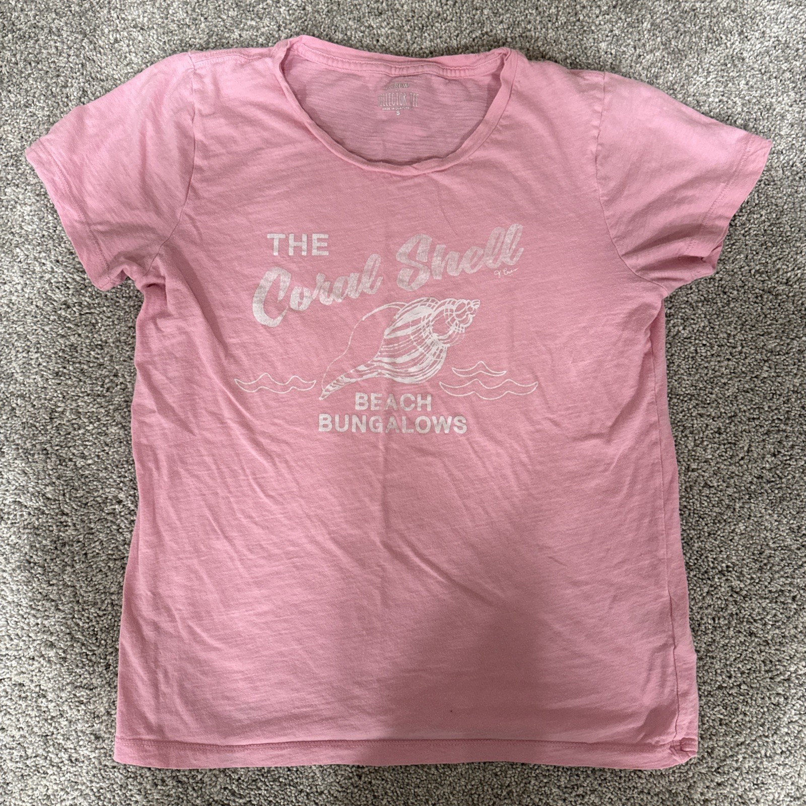 Woman’s J.Crew Collector Tee Small Pink The Coral Shell Woman’s J.Crew Collector Tee Small Pink The Coral Shell