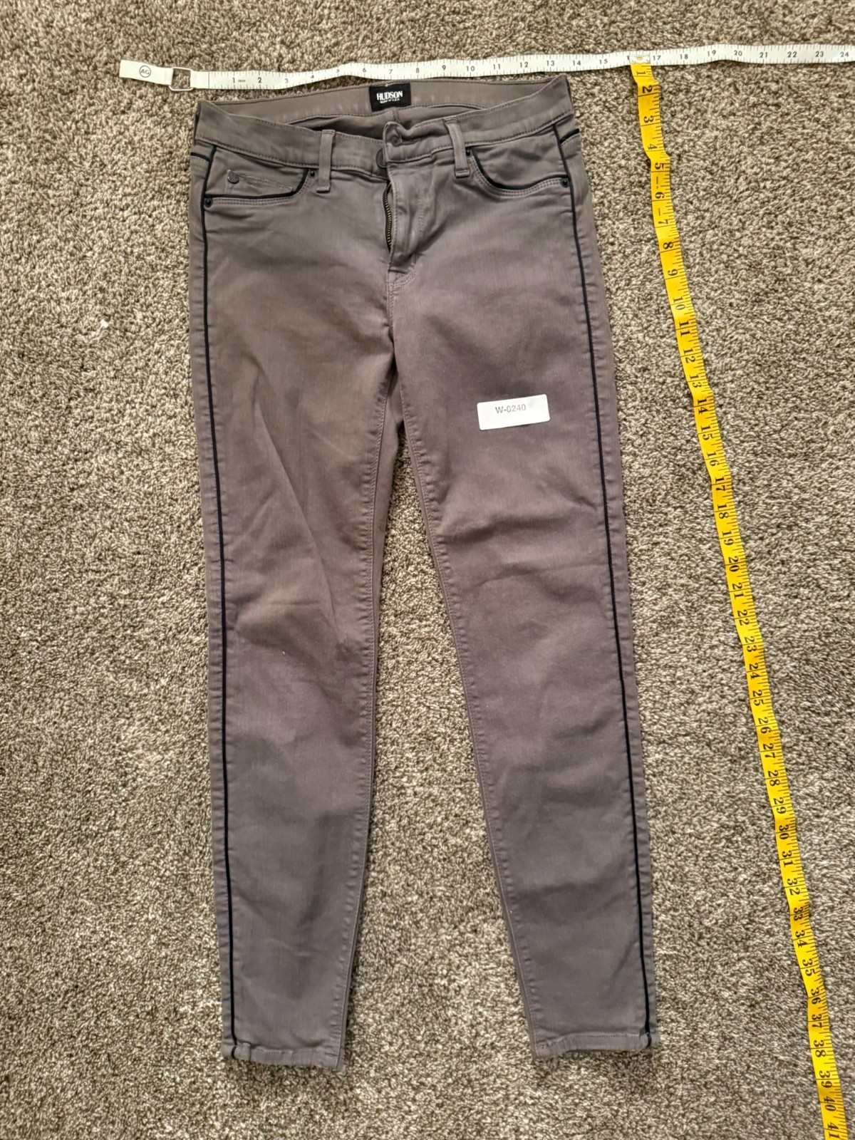 Hudson gray skinny jeans flap pockets 27