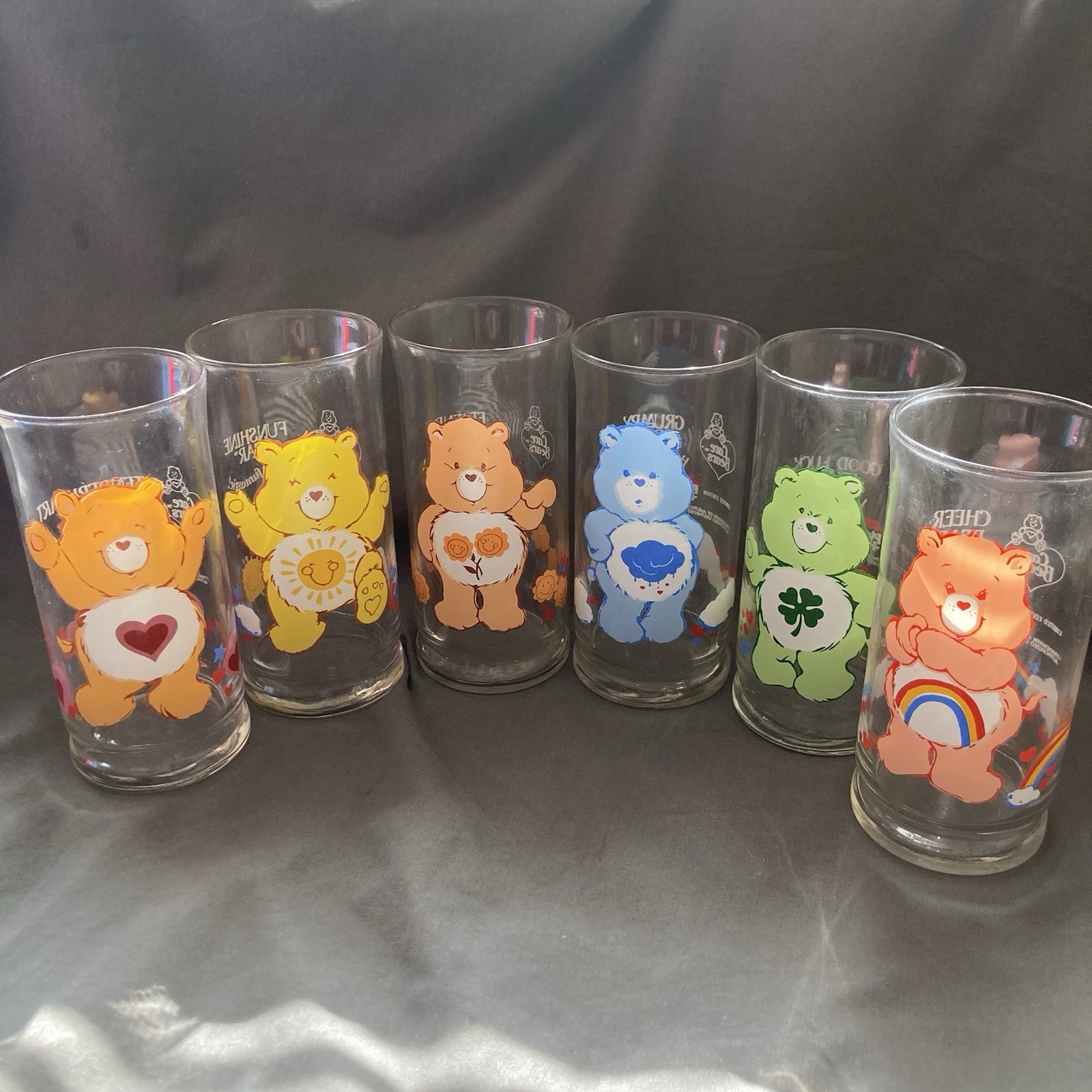 Vintage 1983 Care Bears Pizza Hut Glasses Complete Set Of 6 Mint Vintage 1983 Care Bears Pizza Hut Glasses Complete Set Of 6 Mint