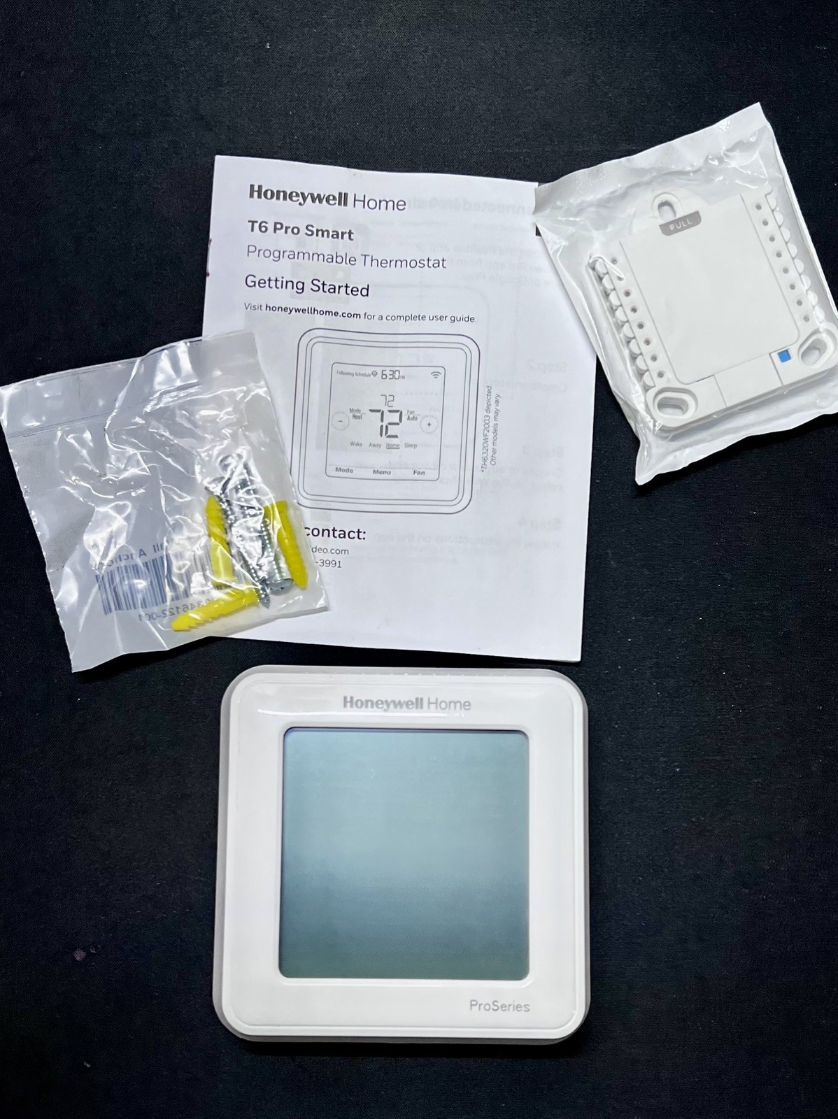 Honeywell TH6220WF2006/U Programmable Thermostat