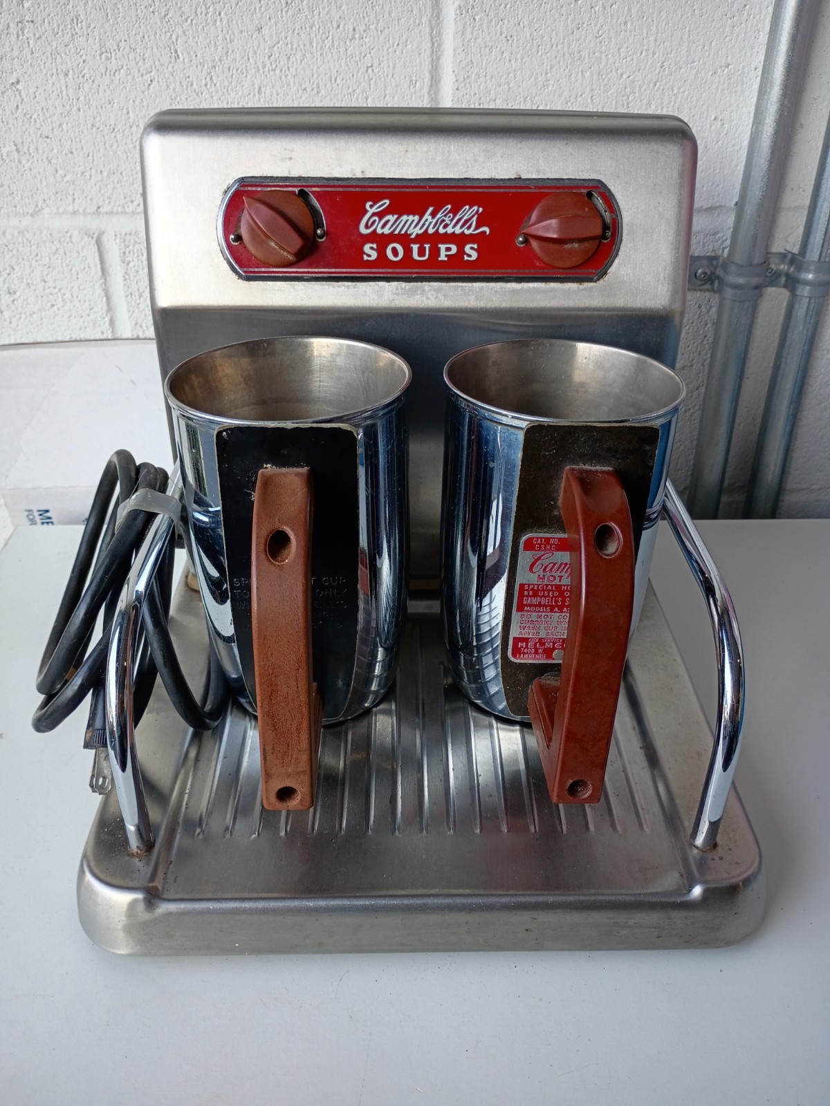 Vintage Campbells Soup Counter Kitchen Warmer & Stainless Cups. Circa 1949 Vintage Campbells Soup Counter Kitchen Warmer & Stainless Cups. Circa 1949