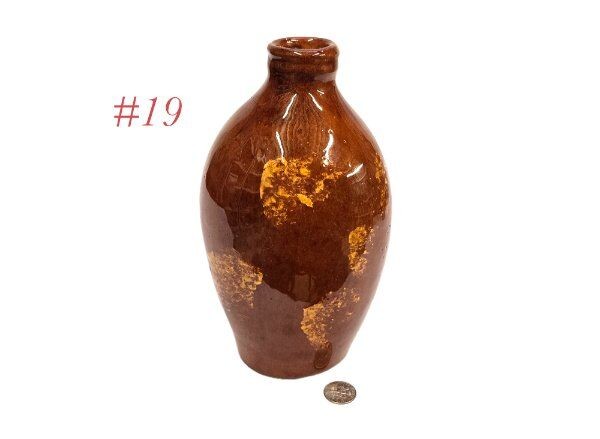 earlier date 1976 LB LESTER BREININGER PA REDWARE pottery flask jar