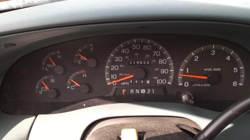 1997-1998 Ford F150 Expedition Instrument Cluster Speedometer MPH Tachometer OEM