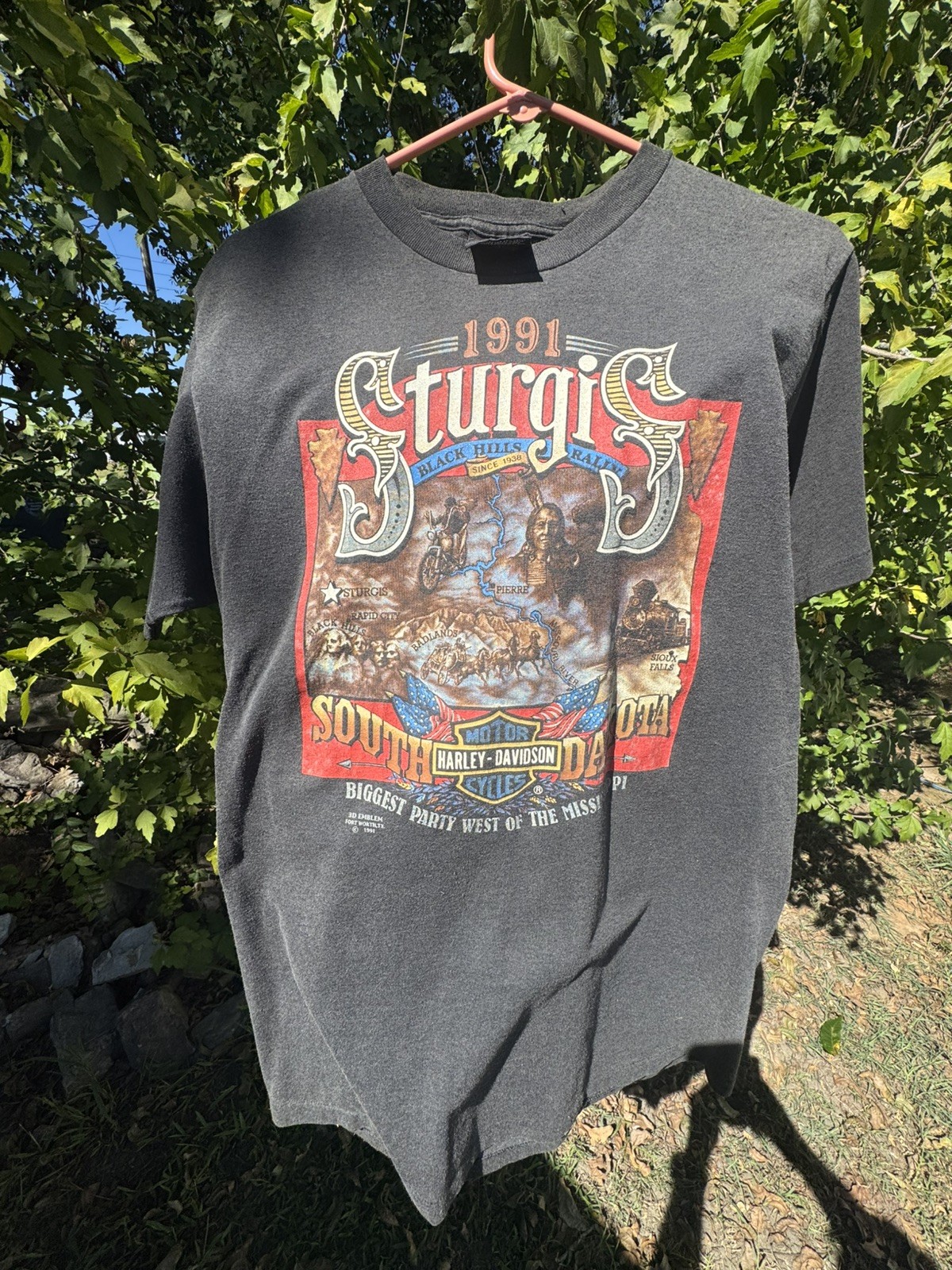 Vtg 1990s Harley Davidson 3D-emblem Sturgis double sided 50/50 black T-shirt L Vtg 1990s Harley Davidson 3D-emblem Sturgis double sided 50/50 black T-shirt L