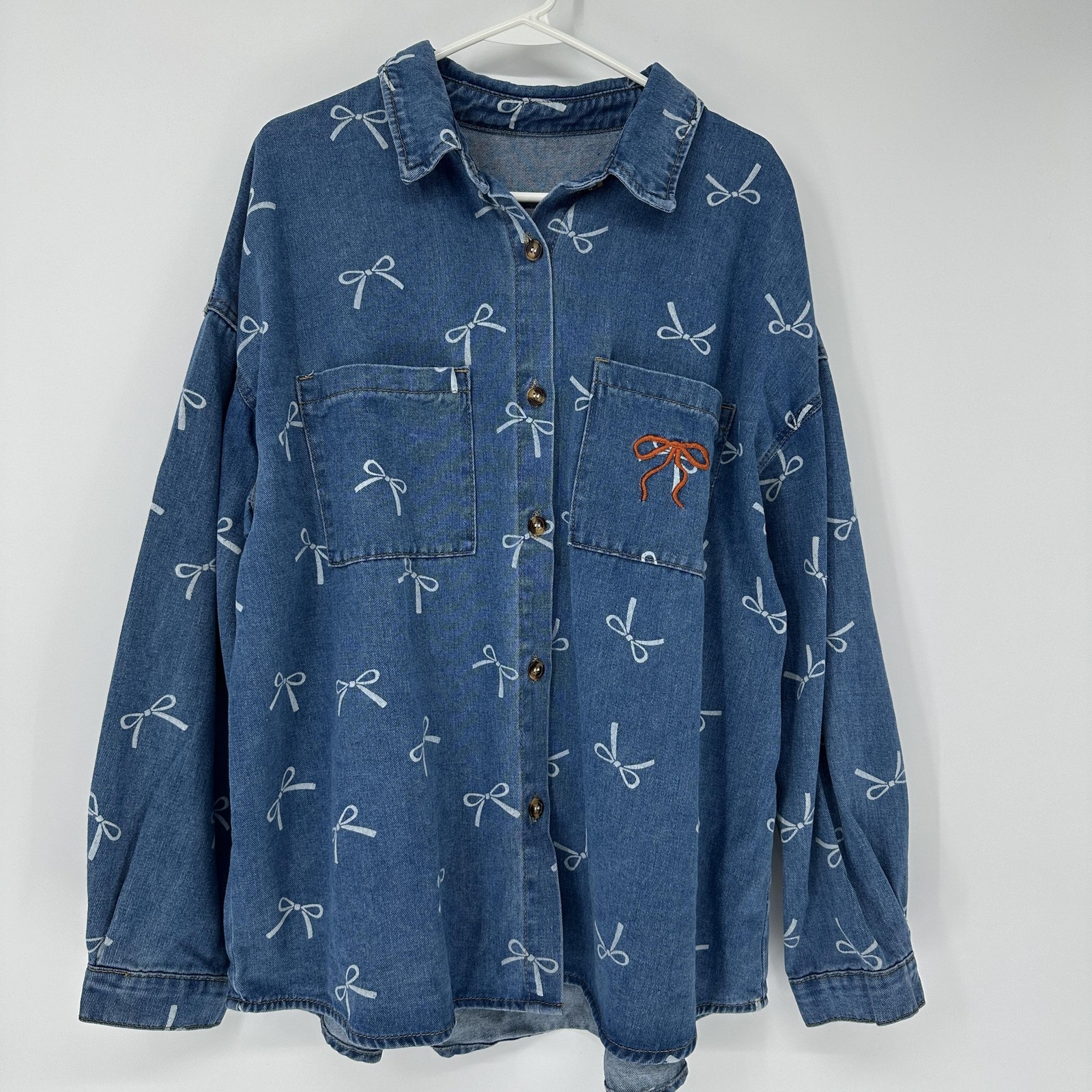Dazy Shirt Womens XL Blue Denim Bow Embroidered Button Front Long Sleeve Top