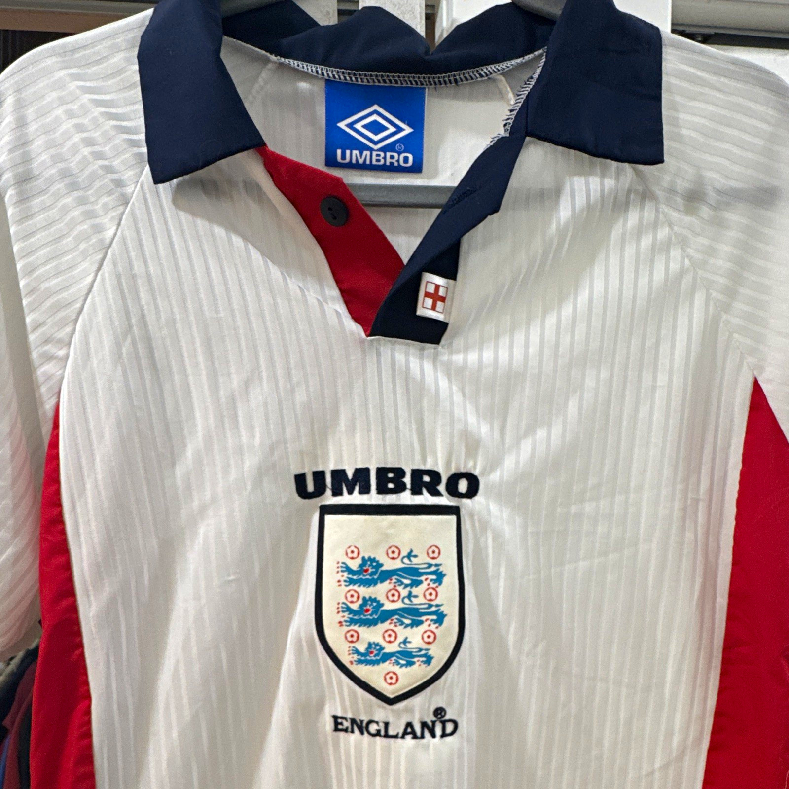 1998 Umbro England Soccer Jersey White Navy Red Officially Licensed 1998 Umbro England Soccer Jersey White Navy Red Officially Licensed