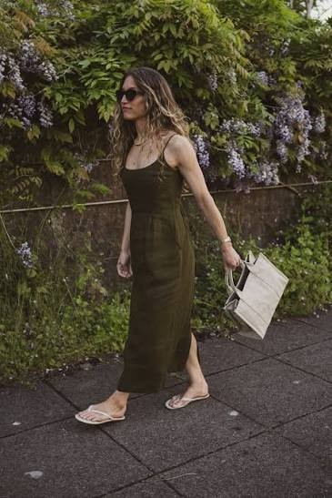 Quince Women\'s 100% European Linen Scoop Neck Midi Dress Martini Olive Green L Quince Women\'s 100% European Linen Scoop Neck Midi Dress Martini Olive Green L