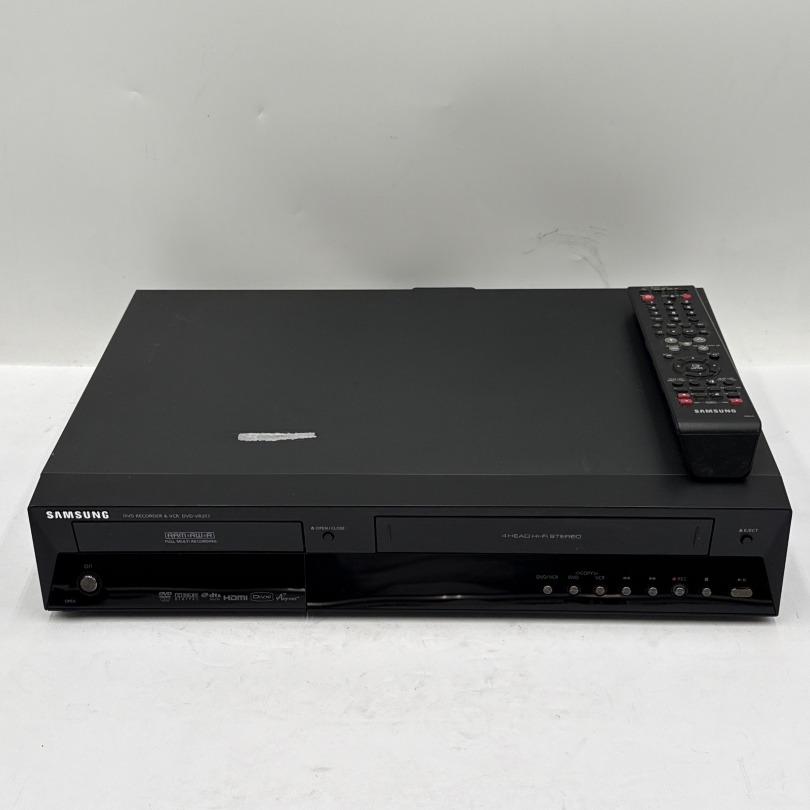 Samsung DVD-VR375 DVD Recorder and VCR Combo Player with HDMI Upscaling Samsung DVD-VR375 DVD Recorder and VCR Combo Player with HDMI Upscaling