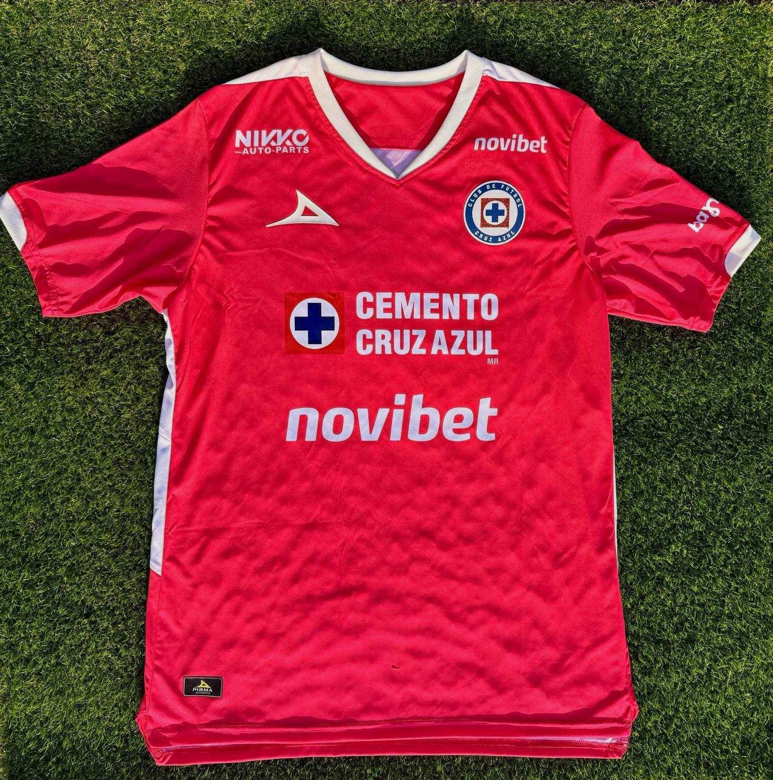 Cruz Azul Pirma Concacaf Champions League Portero Gudino Jersey Pink Size XL Cruz Azul Pirma Concacaf Champions League Portero Gudino Jersey Pink Size XL