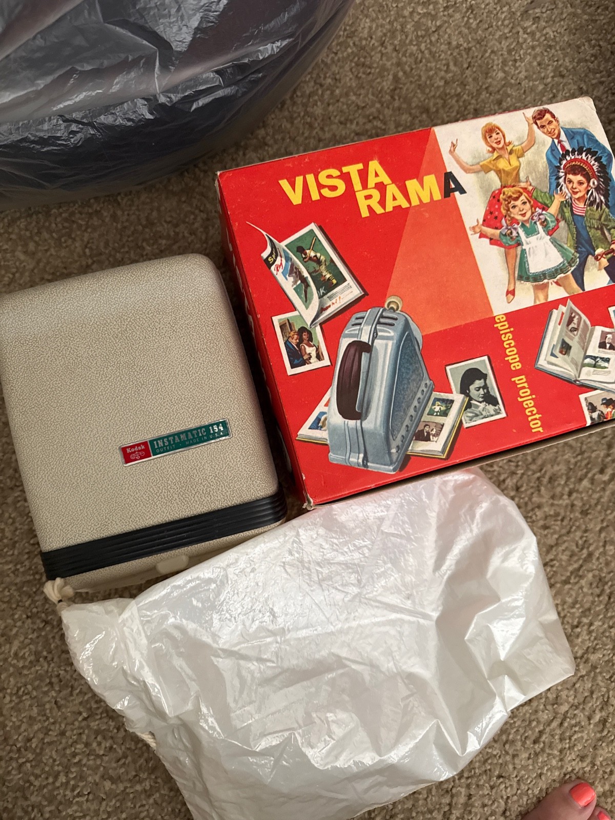 old cameras vintage one is vista Rama projector the 2nd is Kodak instamatic 154 old cameras vintage one is vista Rama projector the 2nd is Kodak instamatic 154