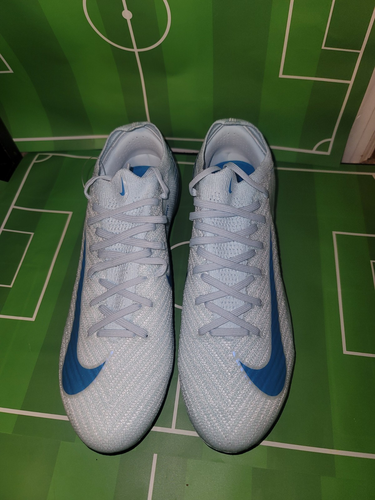 Nike Zoom Mercurial Vapor 16 Elite FG Low Top Soccer Cleats (FQ1457-400) Nike Zoom Mercurial Vapor 16 Elite FG Low Top Soccer Cleats (FQ1457-400)