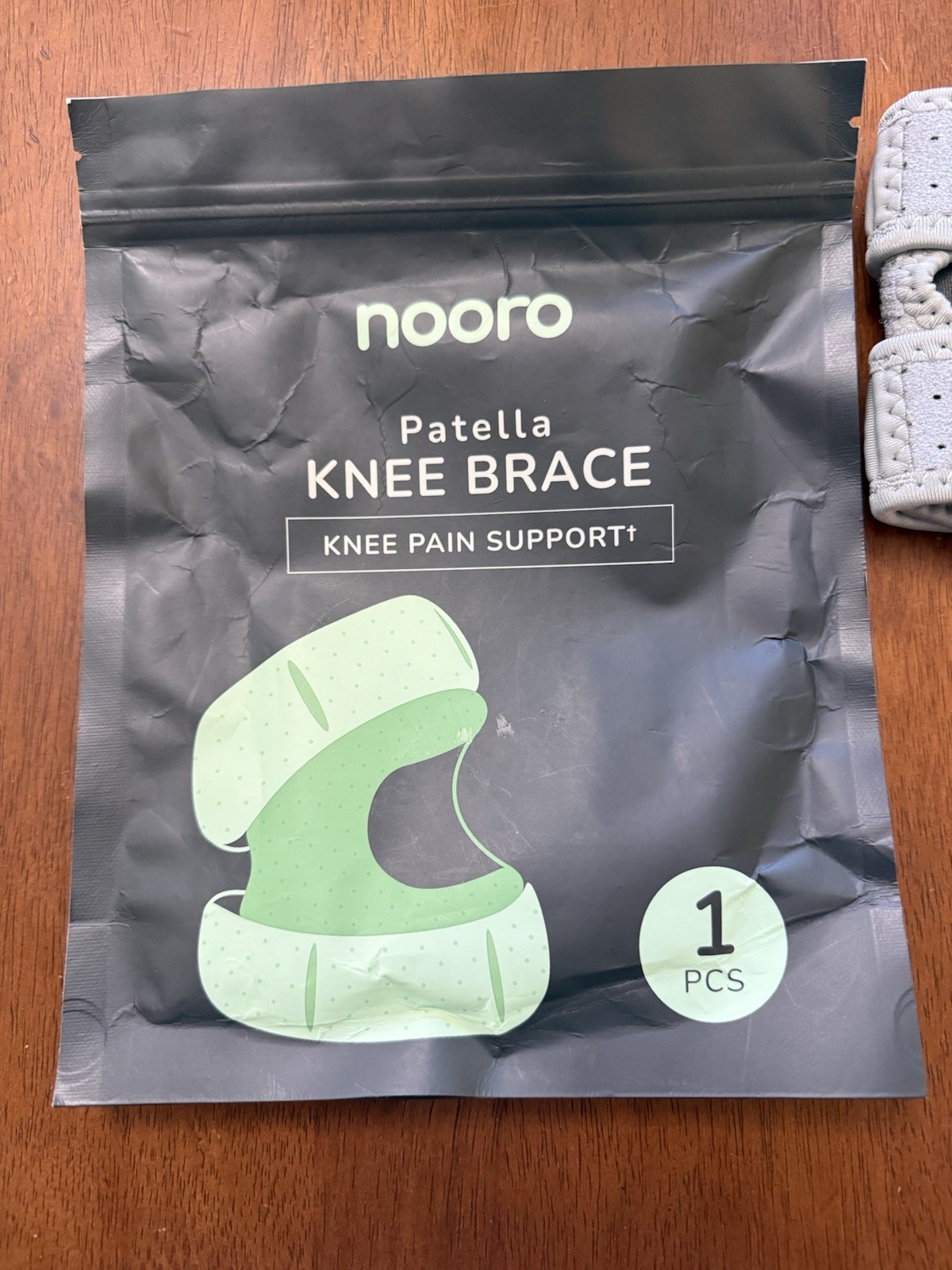 Nooro Patella 1 Pcs Knee Brace - Knee Pain Relief and Joint Stability Nooro Patella 1 Pcs Knee Brace - Knee Pain Relief and Joint Stability