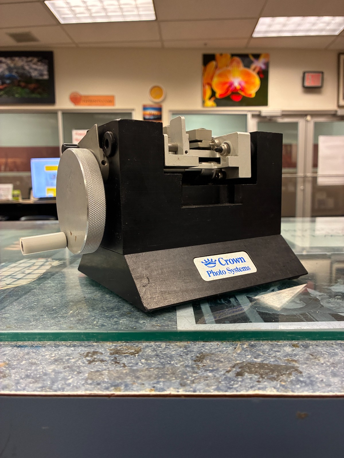 Crown Photo Systems APS film Re-Attaching Machine Product #25100 AS-IS Crown Photo Systems APS film Re-Attaching Machine Product #25100 AS-IS
