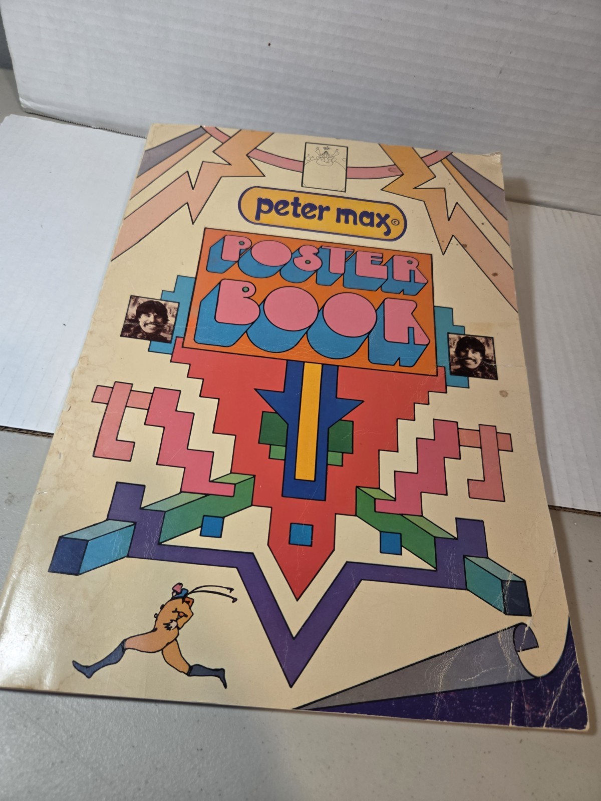 PETER MAX Poster Book 1970 Vintage 2nd Printing PETER MAX Poster Book 1970 Vintage 2nd Printing