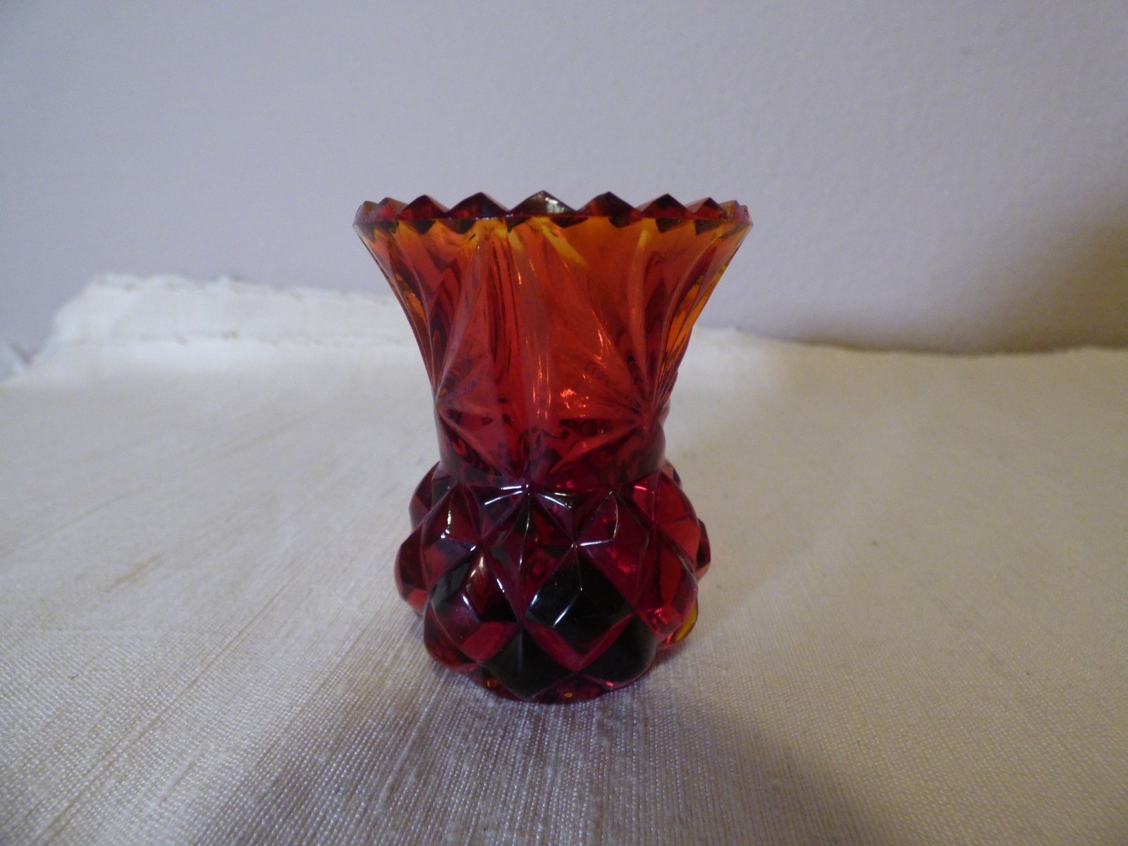 VTG Amberina Glass Toothpick Holder Mini Vase Fiery Cadmium Glow under UV Light
