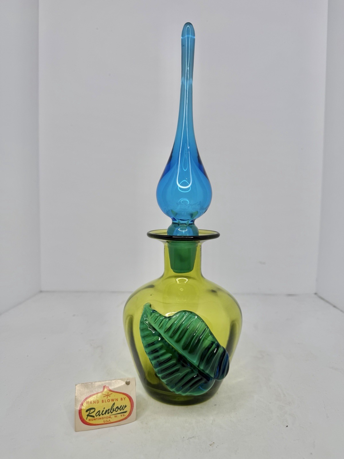 HTF Vintage MCM Rainbow Glass 12.25” Duo Tone Green Blue Decanter W/Stopper HTF Vintage MCM Rainbow Glass 12.25” Duo Tone Green Blue Decanter W/Stopper