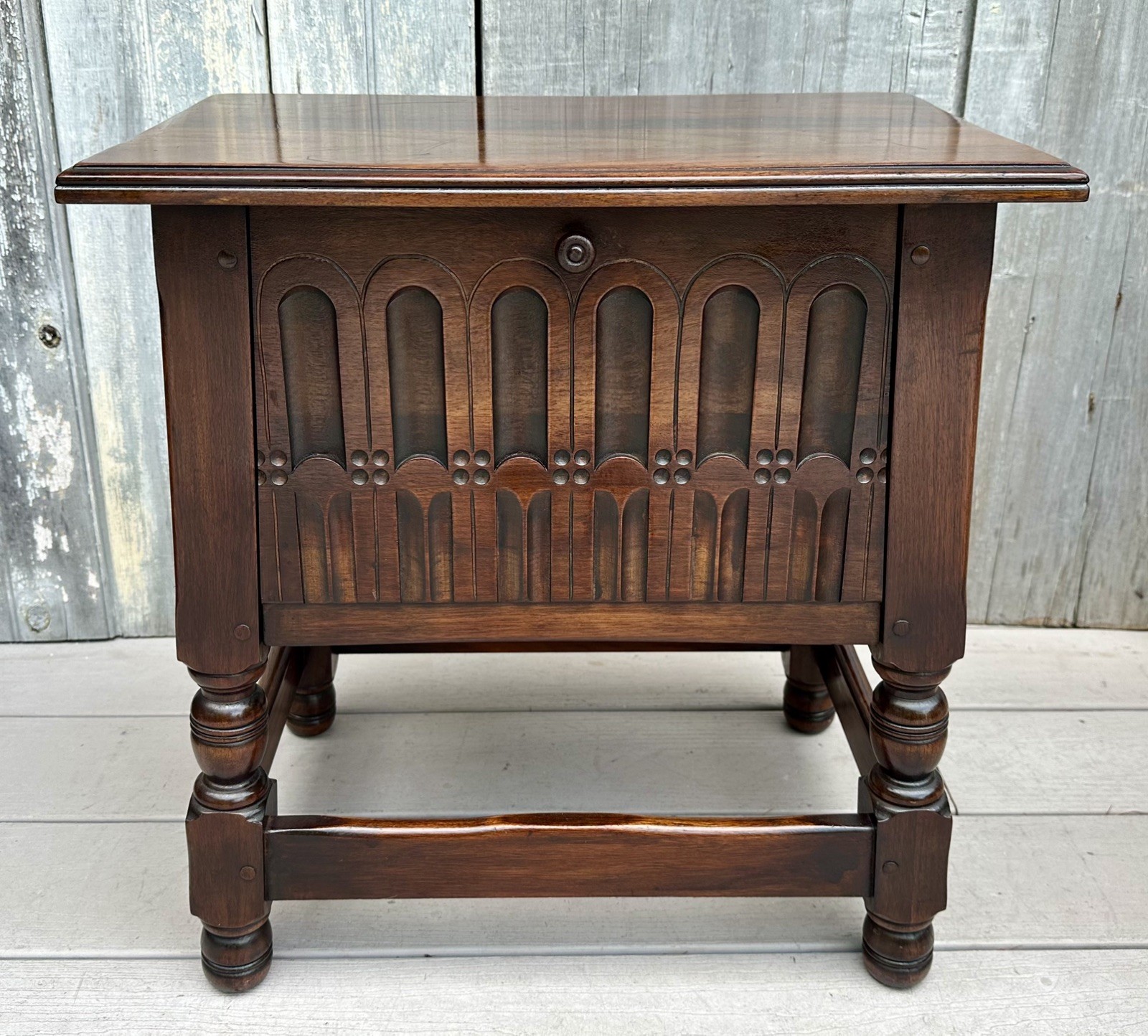 Antique Kittinger Jacobean Carved Solid Oak Joint Stool or Table Cabinet 1920s Antique Kittinger Jacobean Carved Solid Oak Joint Stool or Table Cabinet 1920s
