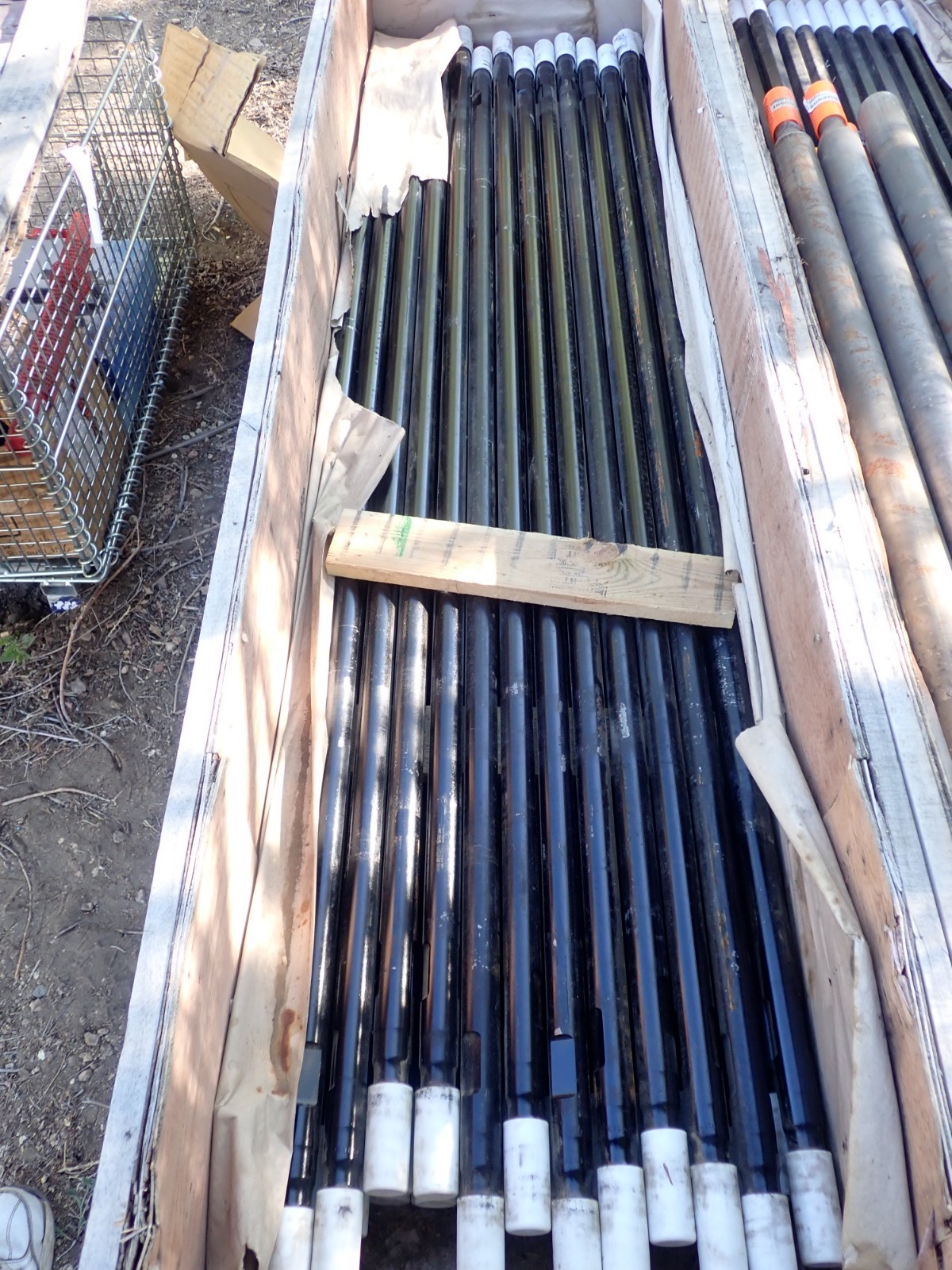8 New Robit Threaded 6' Hard Rock Drill Rod M/M Rod R3232R FC Hardened 8 New Robit Threaded 6' Hard Rock Drill Rod M/M Rod R3232R FC Hardened