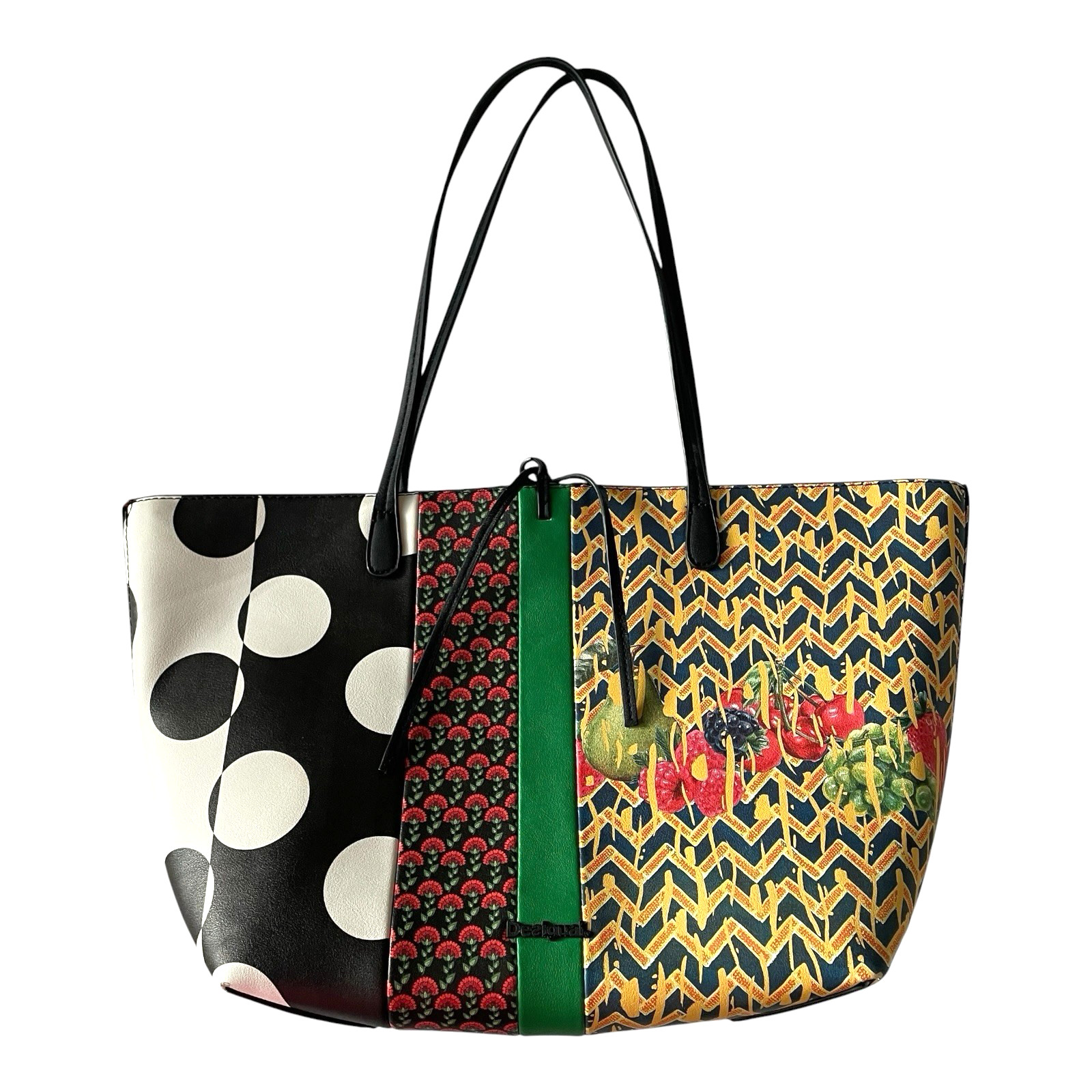 DESIGUAL Lola Patch Capri Reversible Shopper Multicolor Art-To-Wear Tote Bag DESIGUAL Lola Patch Capri Reversible Shopper Multicolor Art-To-Wear Tote Bag