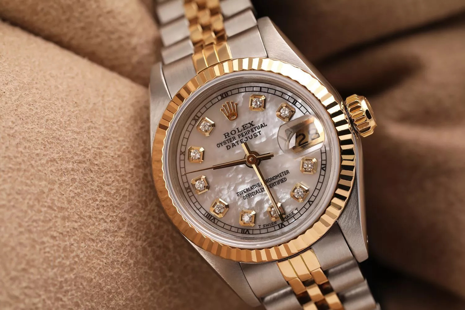 Rolex Datejust 26 mm White Mother Of Pearl Diamond Dial Two Tone Women\'s Watch Rolex Datejust 26 mm White Mother Of Pearl Diamond Dial Two Tone Women\'s Watch