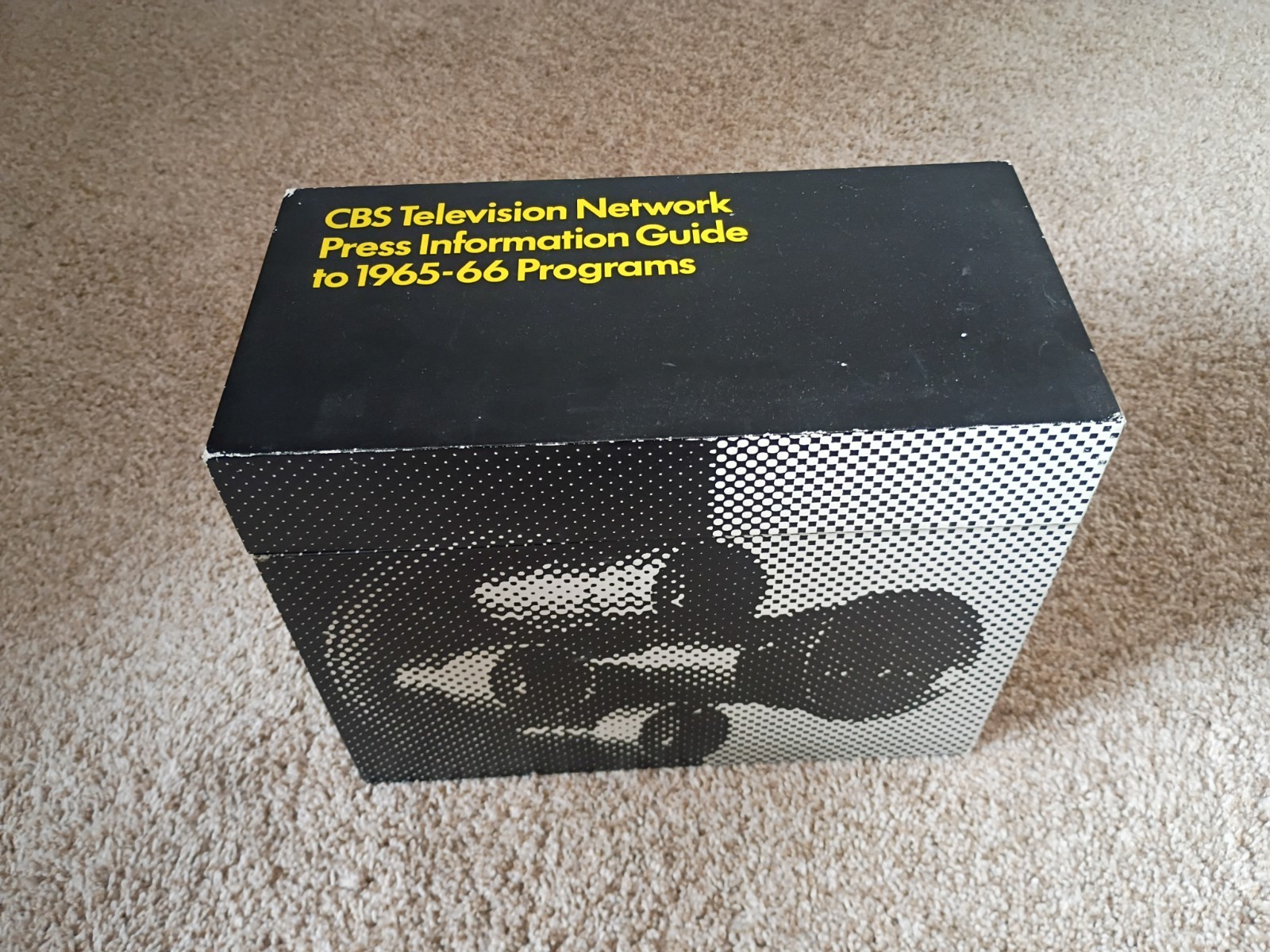 RARE CBS Television Network 1965-66 Press Kit Box with 208 Original TV Photos
