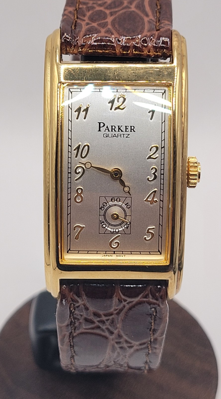 VTG Parker Curvex Quartz Gold-Tone Case & SS Back White Dial Tank Watch (93680)
