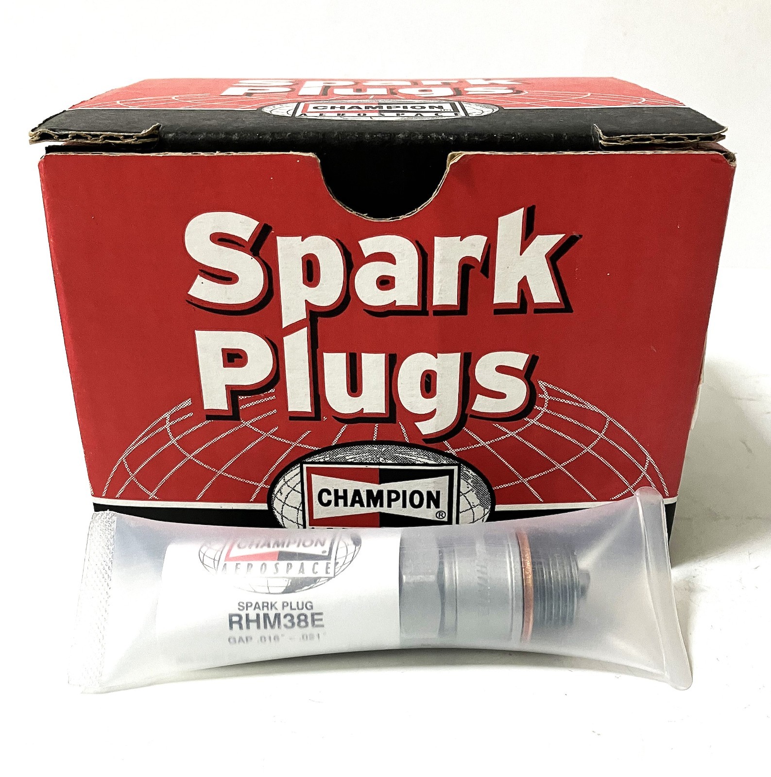 New, : RHM38E Champion Aerospace Standard Electrode Aviation Spark Plug