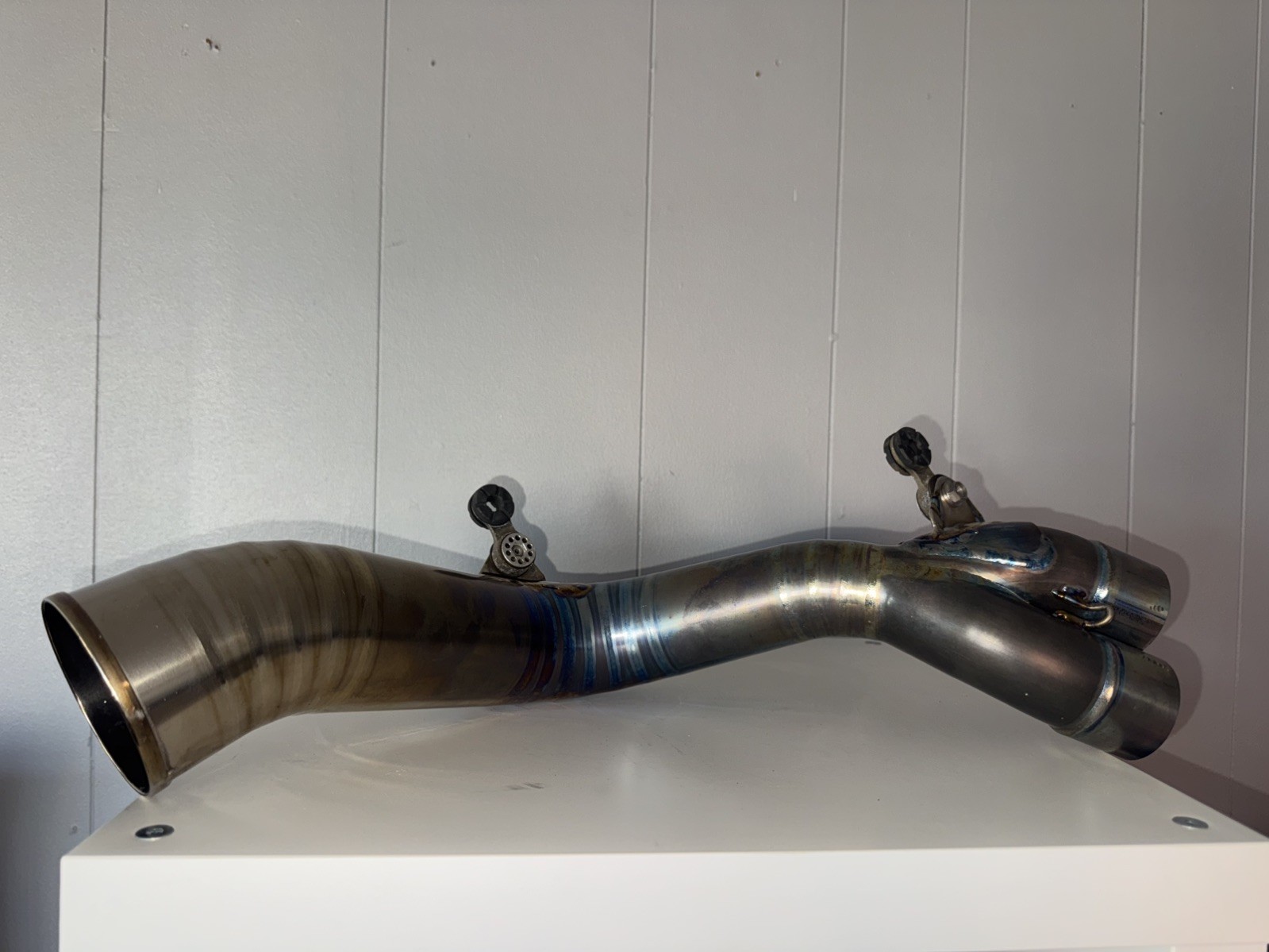2006 Rizla Suzuki moto gp underseat exhaust end can pipe memorabilia