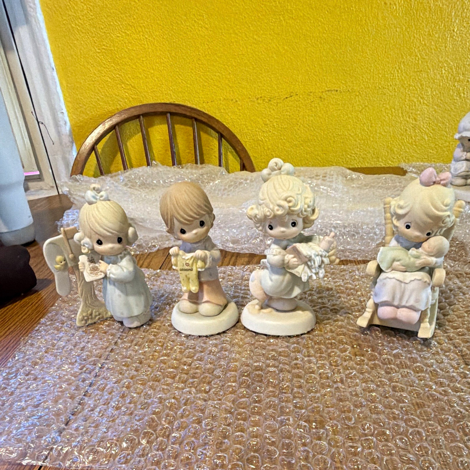 Pristine Precious Moments Enesco Porcelain Figurines Mixed Lot of 4 (1989-2004)