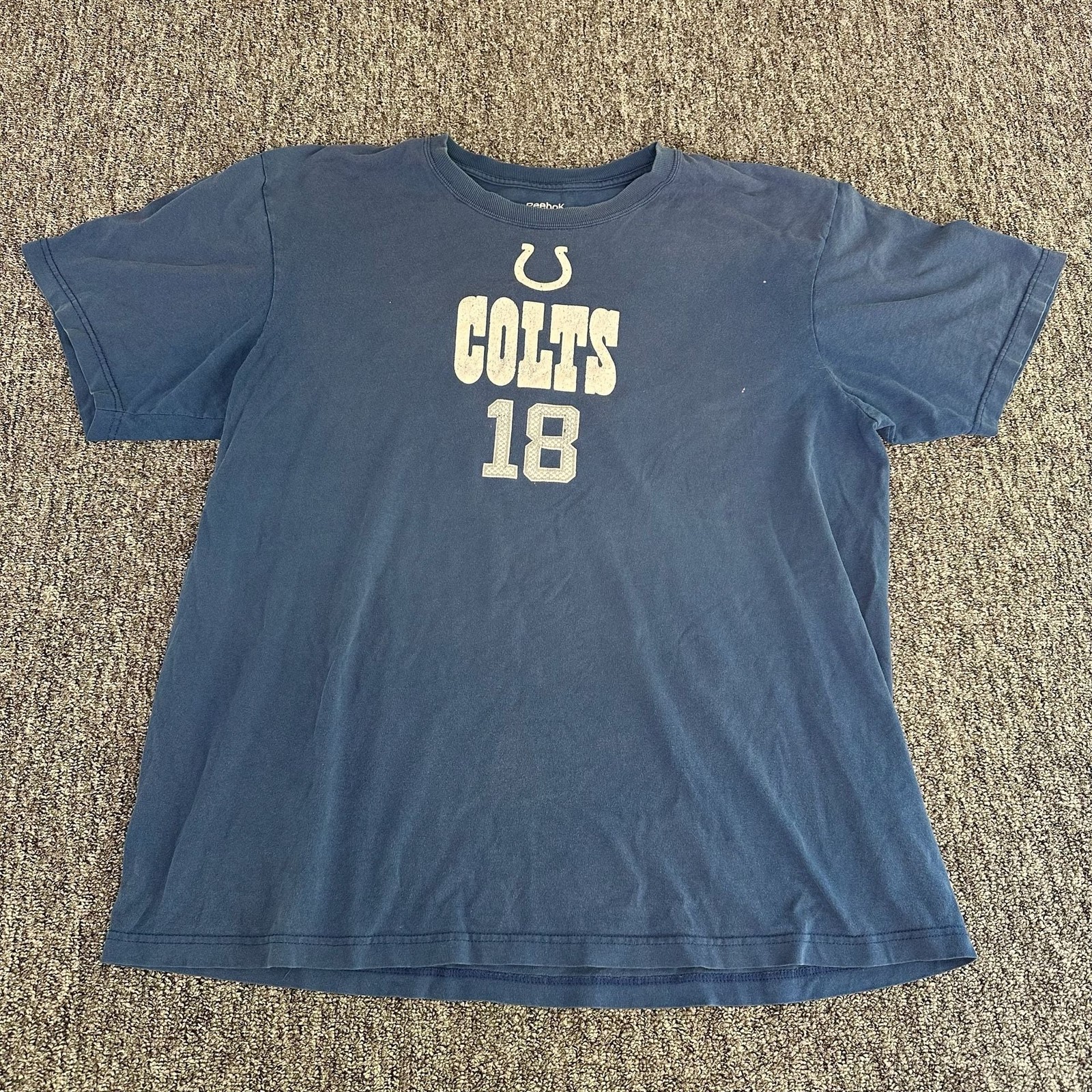 Reebok Vintage Indianapolis Colts Manning #18 NFL Football T-Shirt Men\'s 2XL Reebok Vintage Indianapolis Colts Manning #18 NFL Football T-Shirt Men\'s 2XL