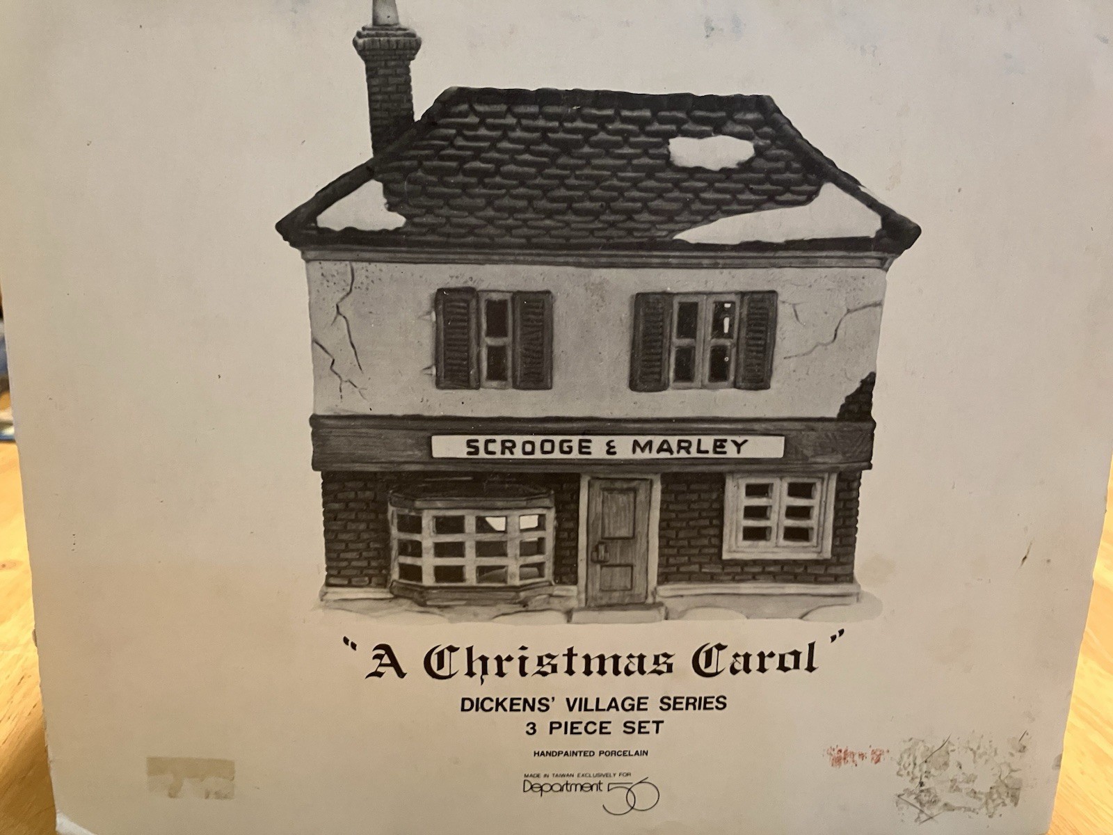 Dept 56 Dickens Village Scrooge & Marley Counting House 6500‑5 1985 w Box Dept 56 Dickens Village Scrooge & Marley Counting House 6500‑5 1985 w Box