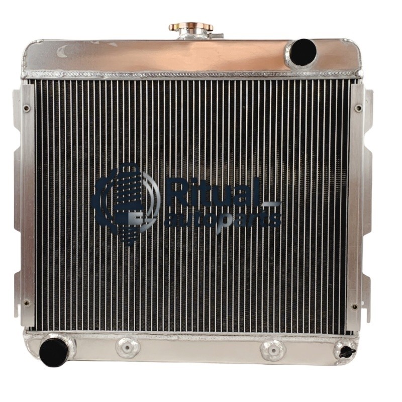 3 Row Radiator For 1970 - 1972 Dodge Dart/Plymouth Duster Valiant 5.9L Big Block 3 Row Radiator For 1970 - 1972 Dodge Dart/Plymouth Duster Valiant 5.9L Big Block