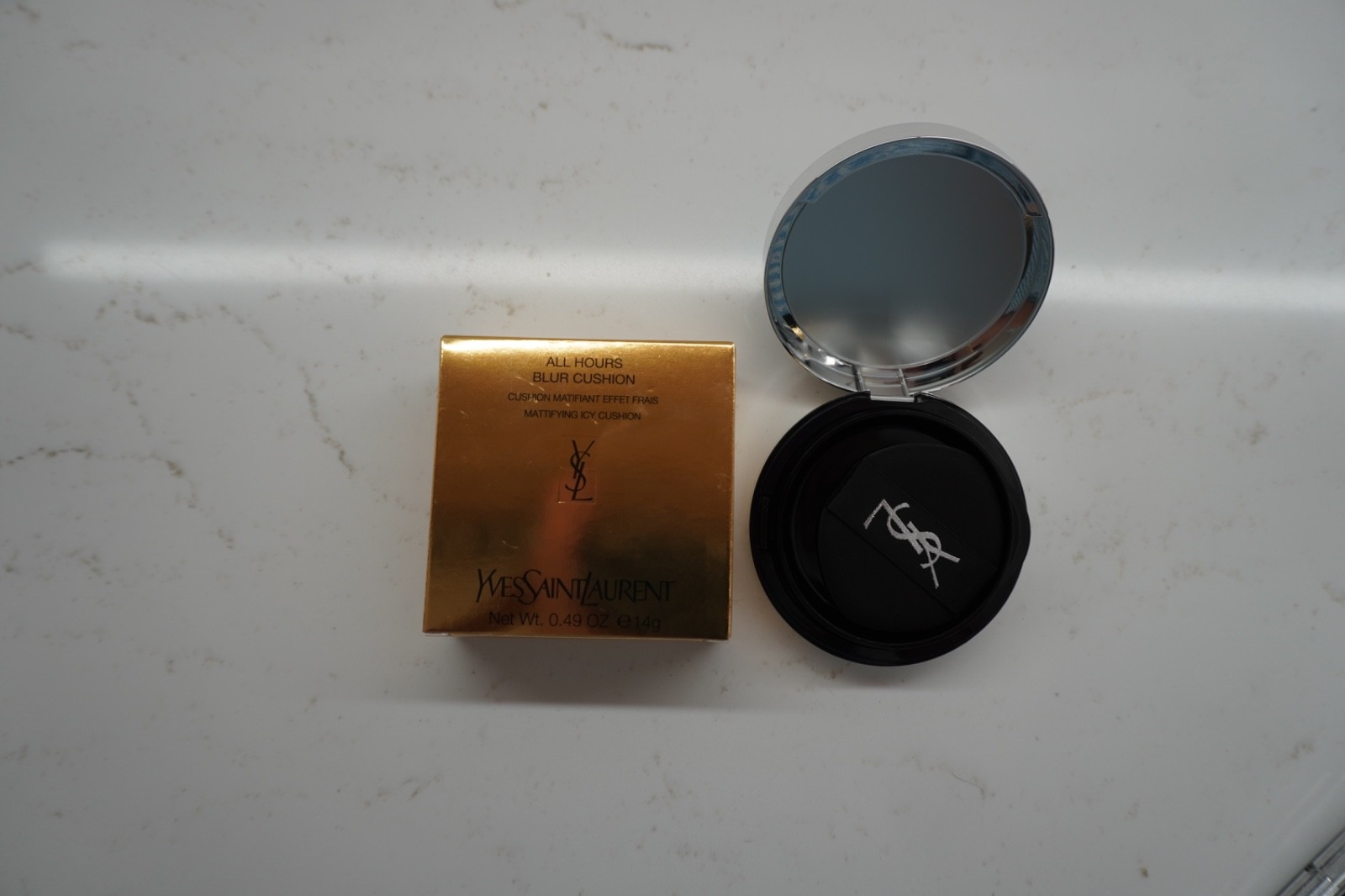 RARE YSL Yves Saint Laurent ALL HOURS BLUR CUSHION full size RARE YSL Yves Saint Laurent ALL HOURS BLUR CUSHION full size