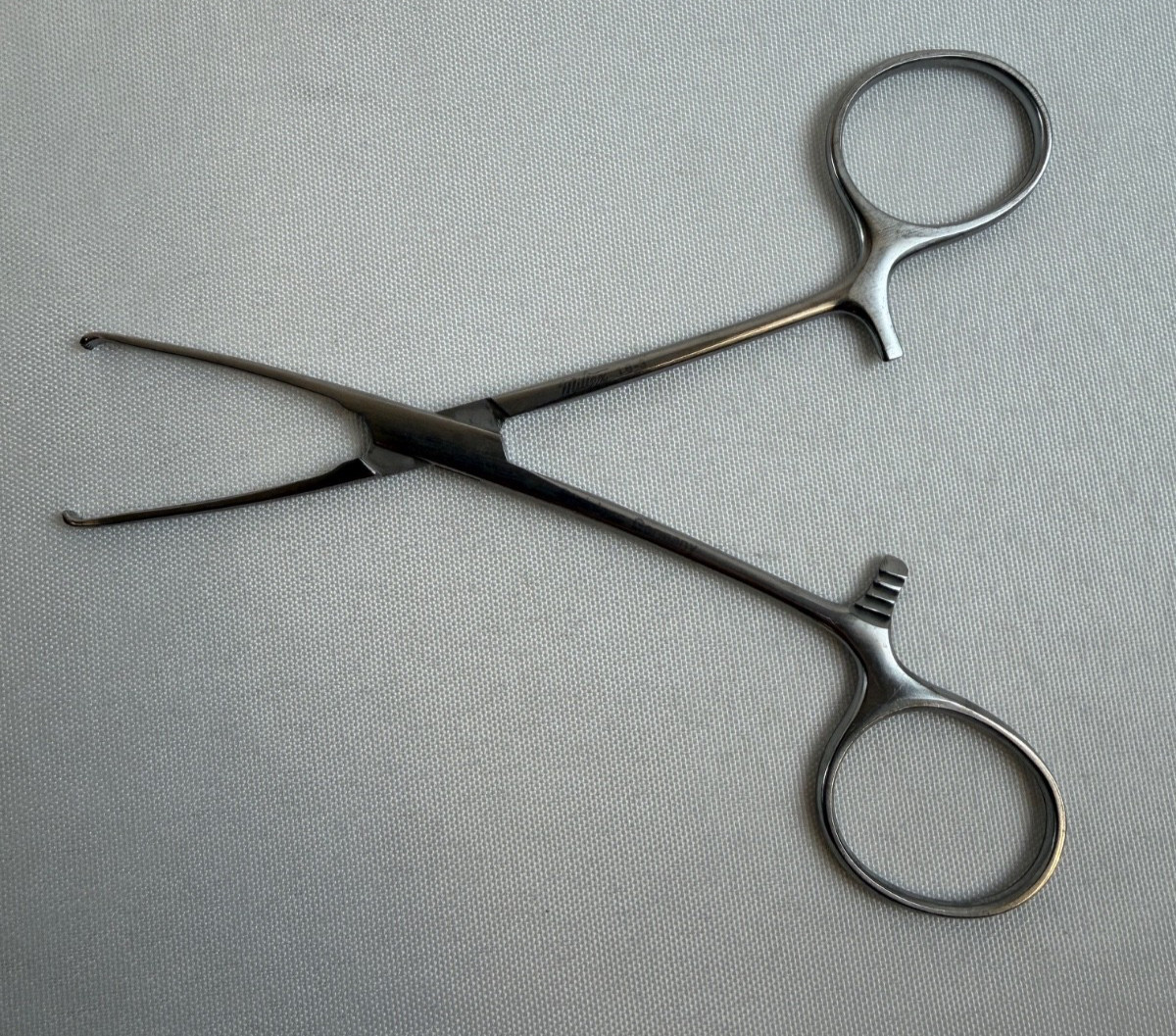 Miltex 16-3 Baby Allis Tissue Forceps 4 x 5 Teeth Extra Delicate Jaws 2.5mm Wide