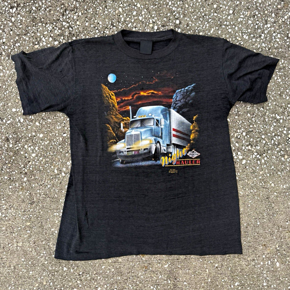 Vintage 1980s 3D Emblem Night Hauler Ontario Truckers only T-Shirt Vintage 1980s 3D Emblem Night Hauler Ontario Truckers only T-Shirt