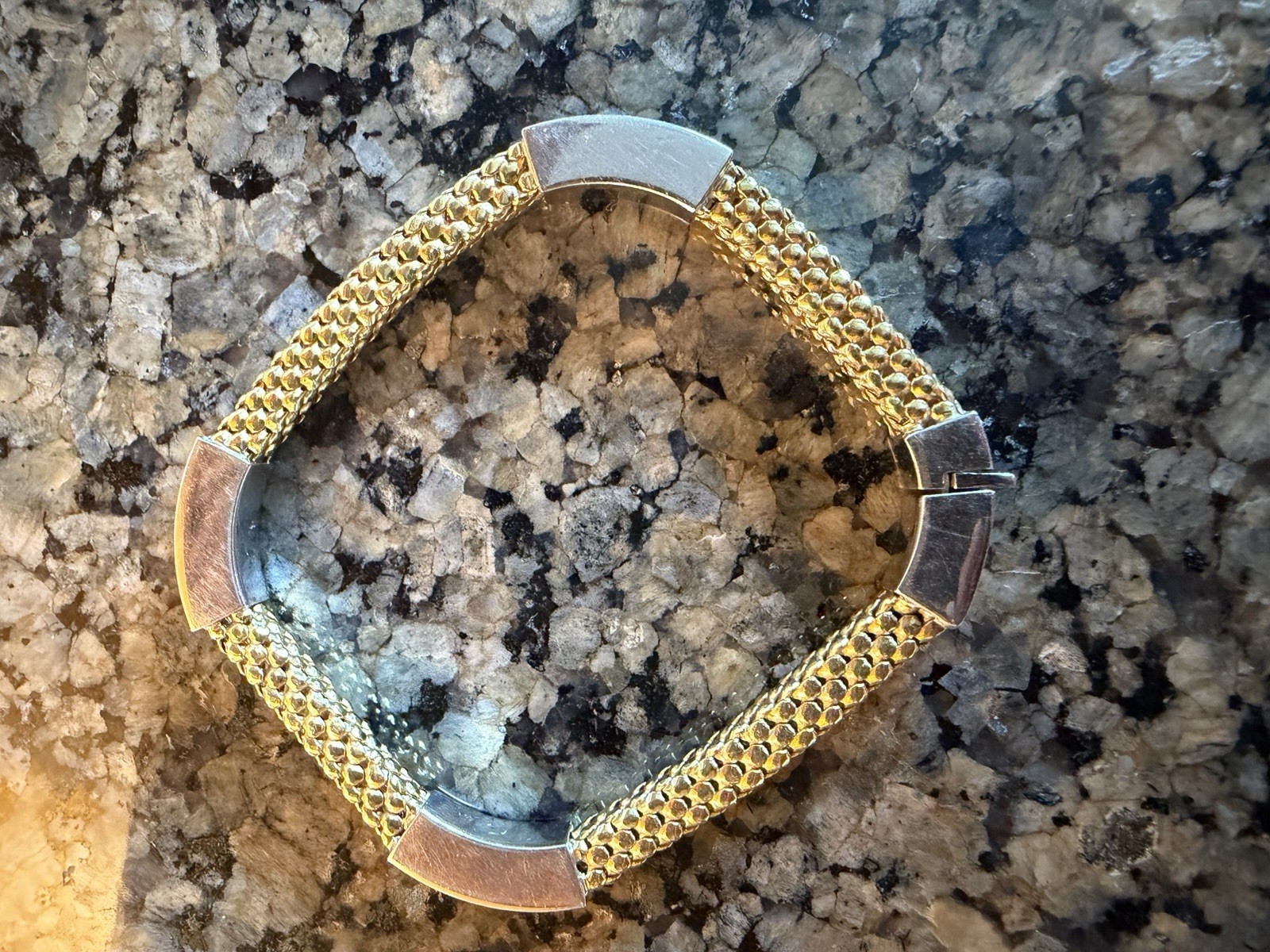18K GOLD Two tone Vintage Square mesh Bracelet Italy, Designer Roberto Coin 25g 18K GOLD Two tone Vintage Square mesh Bracelet Italy, Designer Roberto Coin 25g