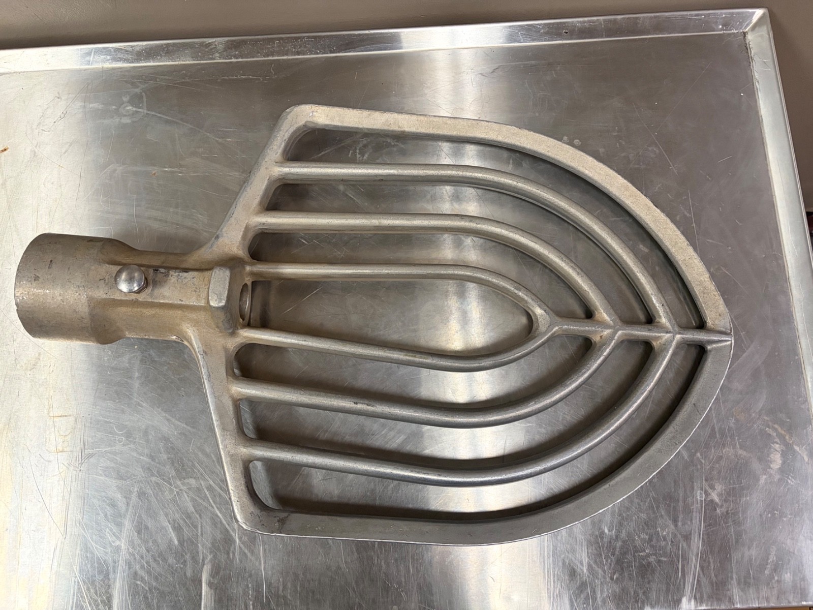 Hobart BBEATER-HL140 - Legacy Mixer 140 quart B flat beater Aluminum