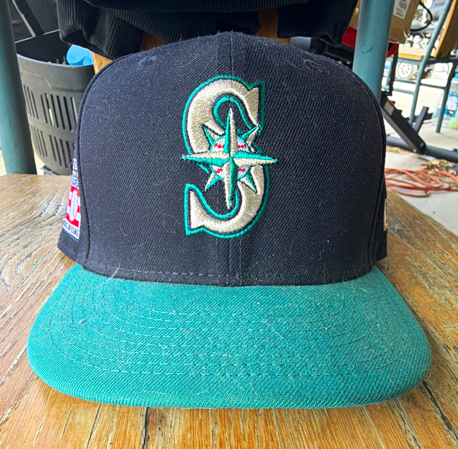 New Era 59FIFTY Seattle Mariners MLB Fitted Cap Black/Green Size 7 1/4 New Era 59FIFTY Seattle Mariners MLB Fitted Cap Black/Green Size 7 1/4