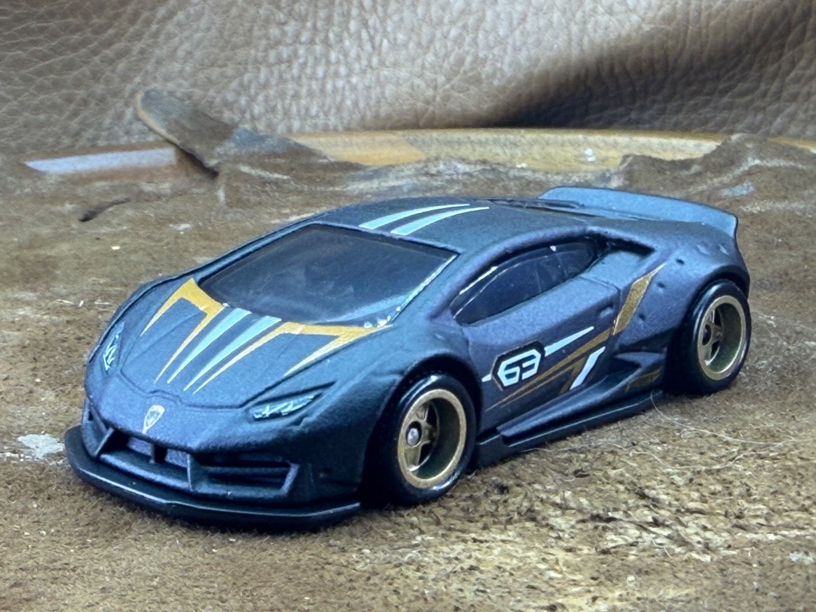 HW LAMBORGHINI HURACAN LB-WORKS PROTO 5 STAR GOLD RIMS TREADED RR’S SER#0038 MT.