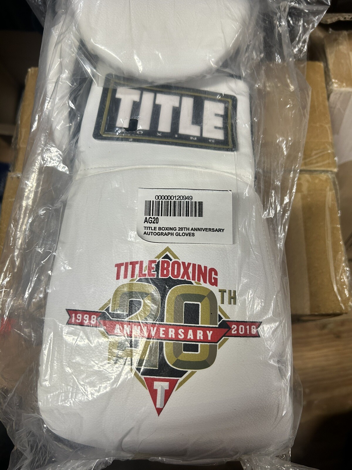 (Rare) Title Boxing 20th Anniversary Autograph Gloves (Rare) Title Boxing 20th Anniversary Autograph Gloves