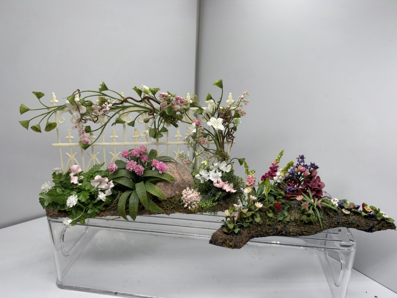 Vtg Dollhouse Furniture Decor Miniatures Artisan Level Botanical Displays 1:12