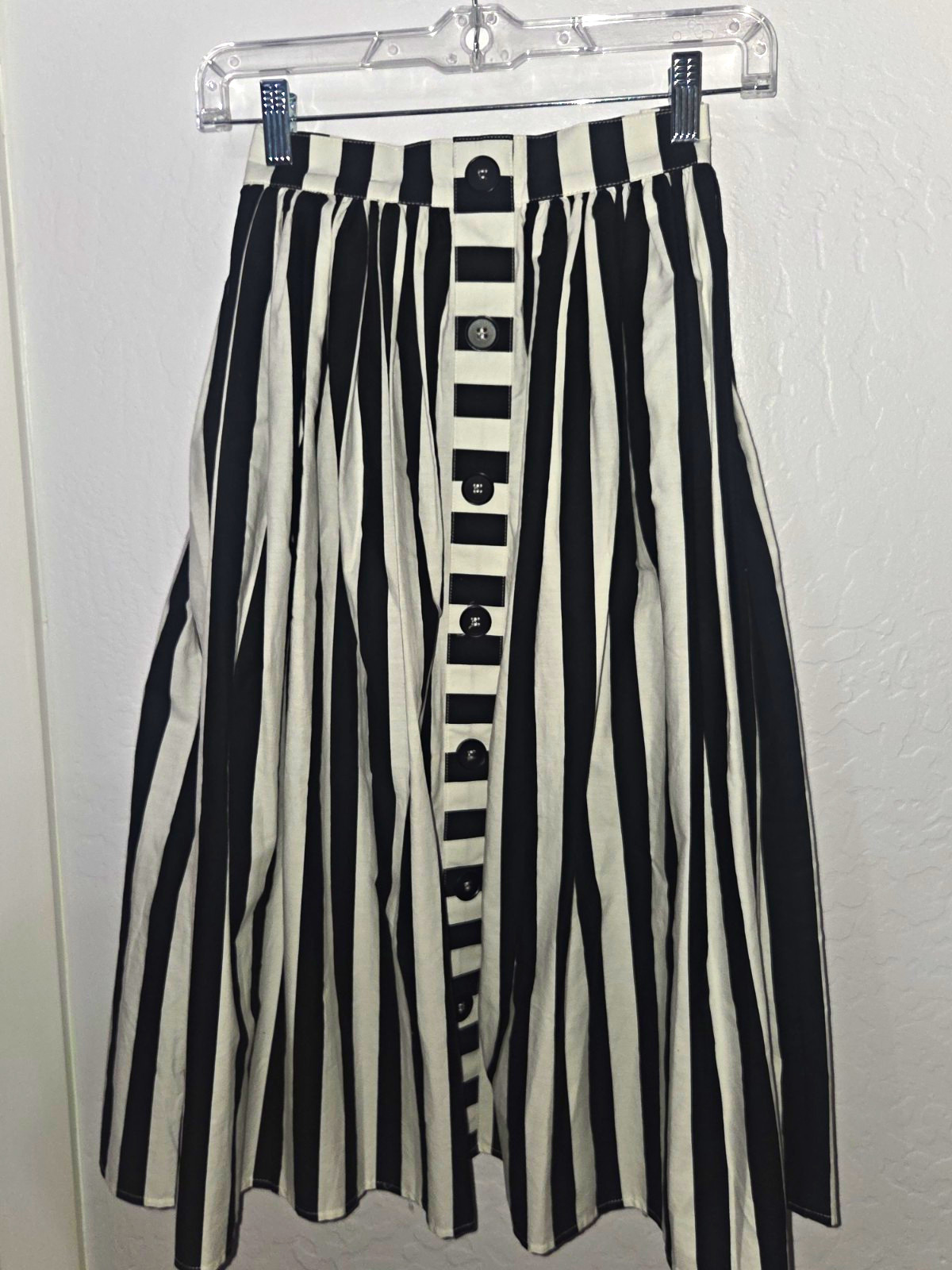 Hell Bunny Women\'s Black White Striped Button Front A-Line Midi Skirt M Hell Bunny Women\'s Black White Striped Button Front A-Line Midi Skirt M